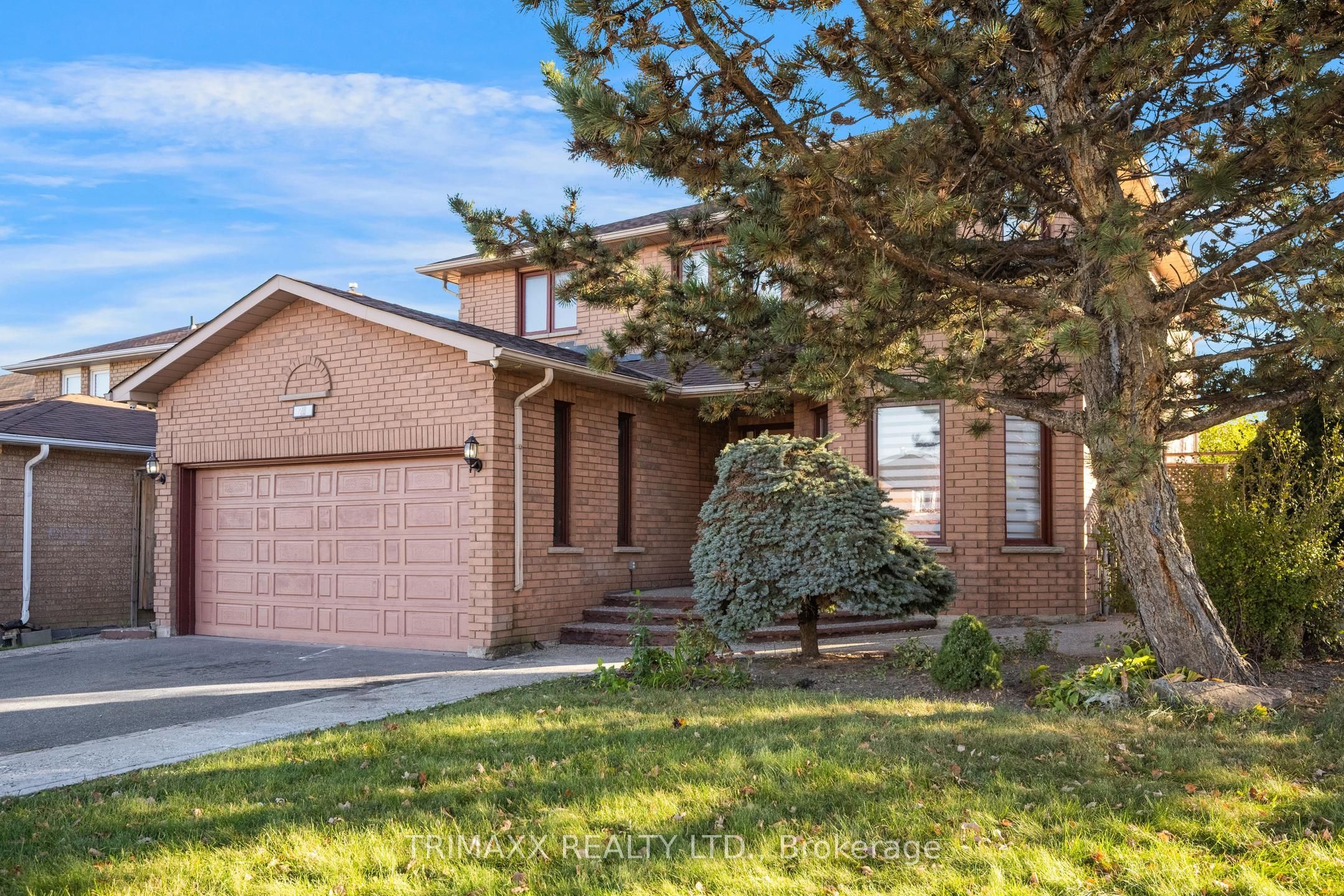23 Oaklea Boulevard Property Photo 3