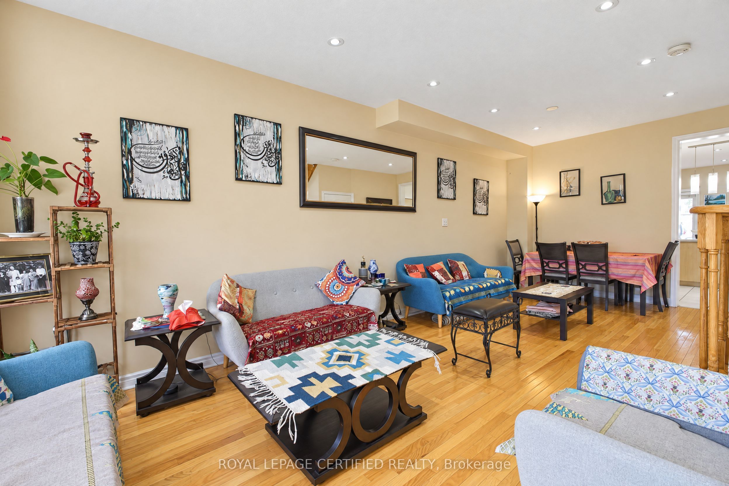 5481 Festival Drive Property Photo 4