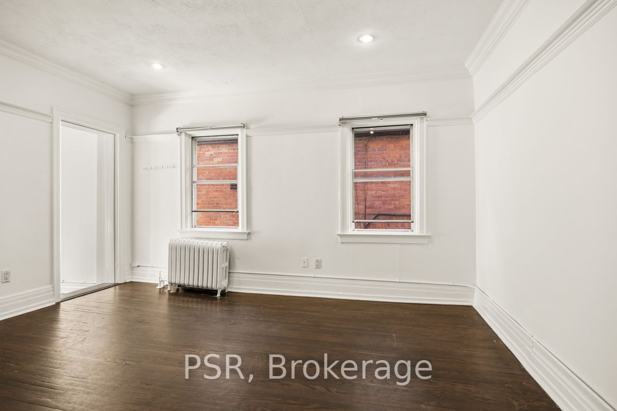 483 Parkside Drive 2b Property Photo 5