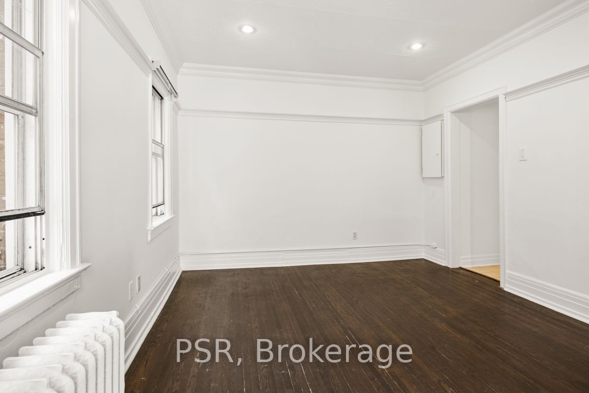 483 Parkside Drive 2b Property Photo 9