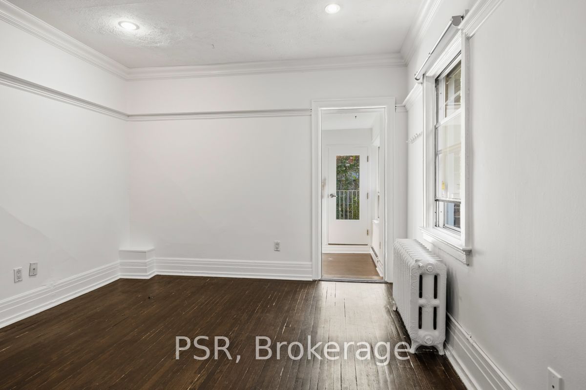 483 Parkside Drive 2b Property Photo 11