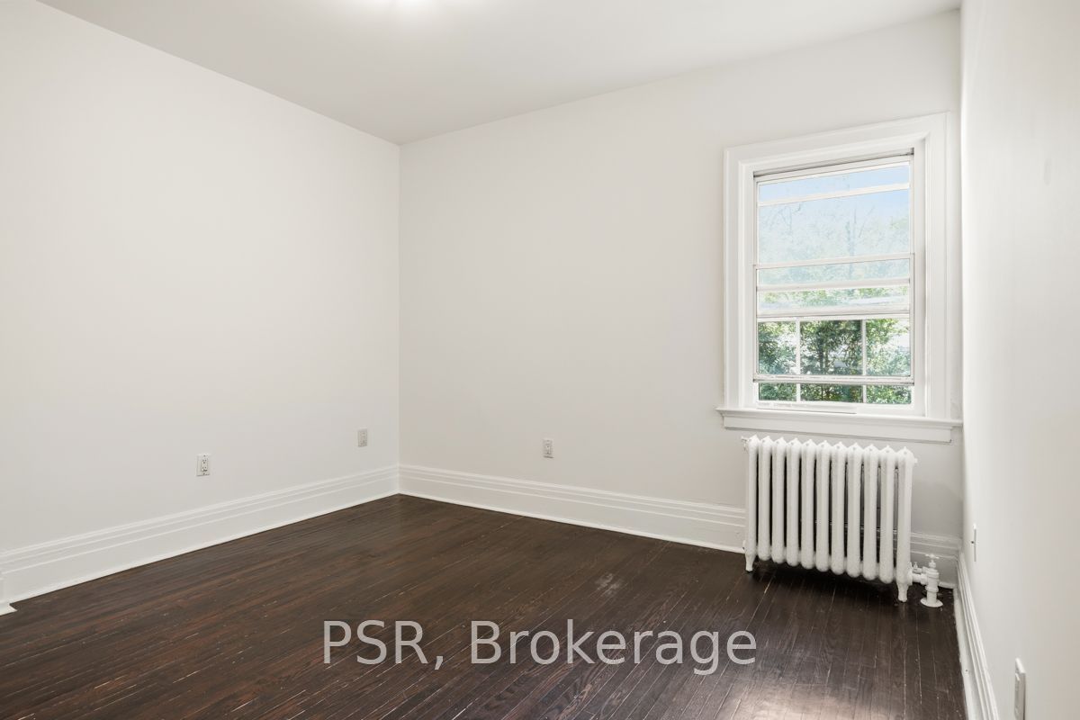 483 Parkside Drive 2b Property Photo 15