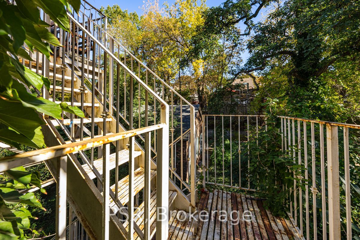 483 Parkside Drive 2b Property Photo 20