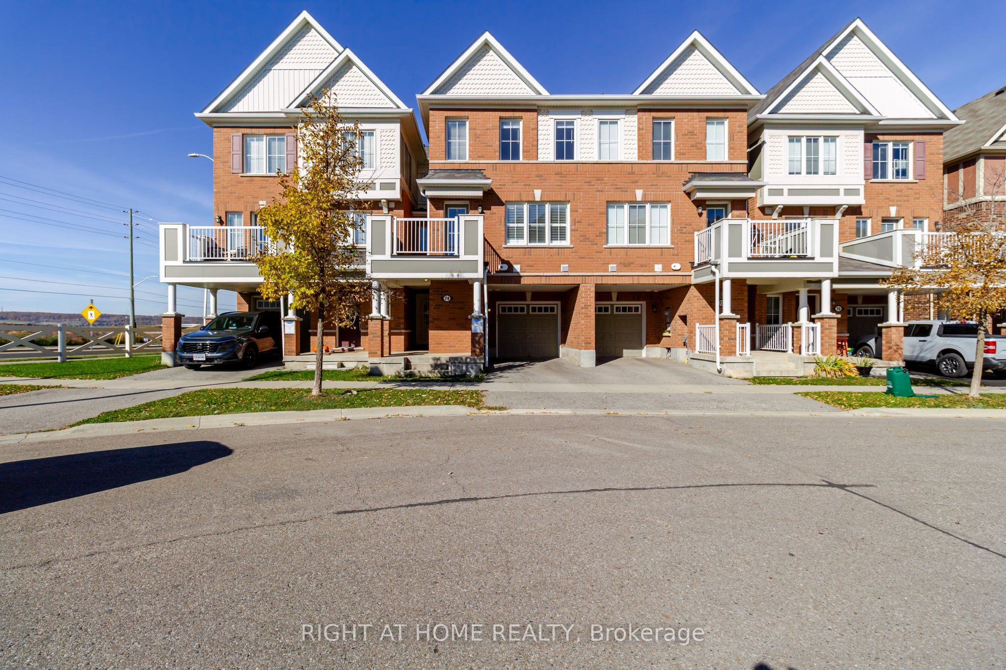 74 Frost Court Property Photo 1