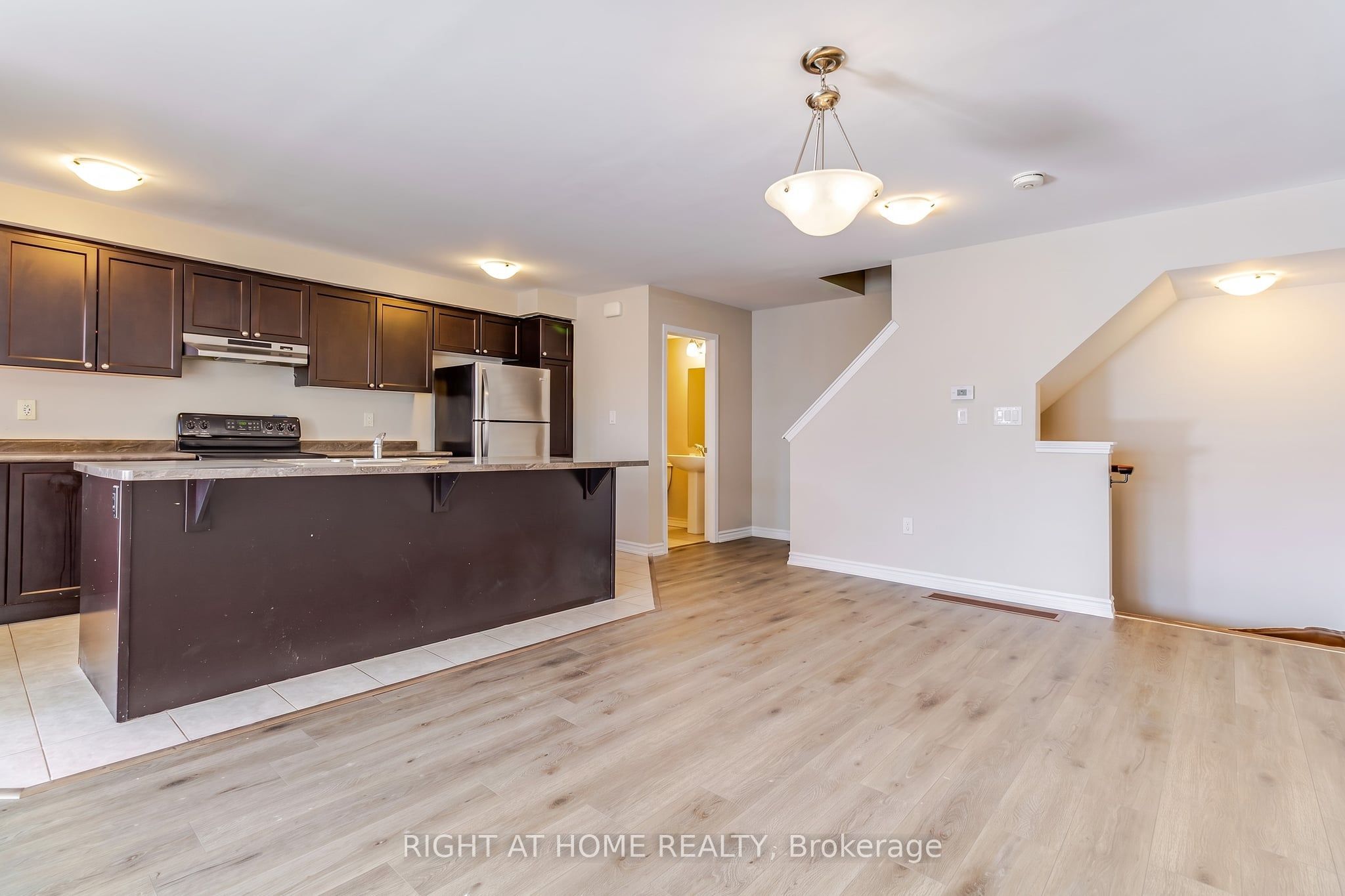 74 Frost Court Property Photo 11