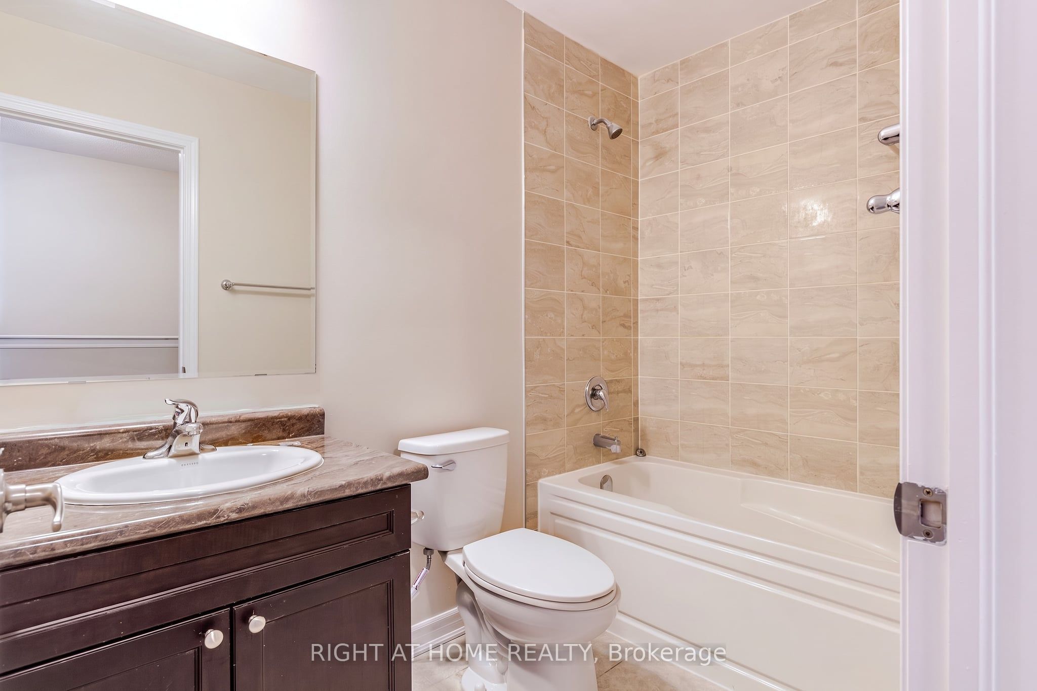 74 Frost Court Property Photo 22