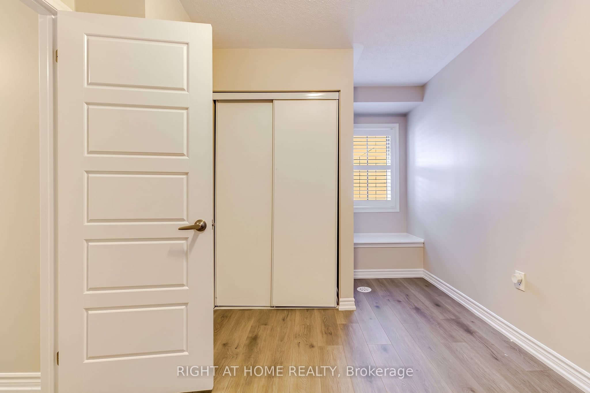 74 Frost Court Property Photo 25