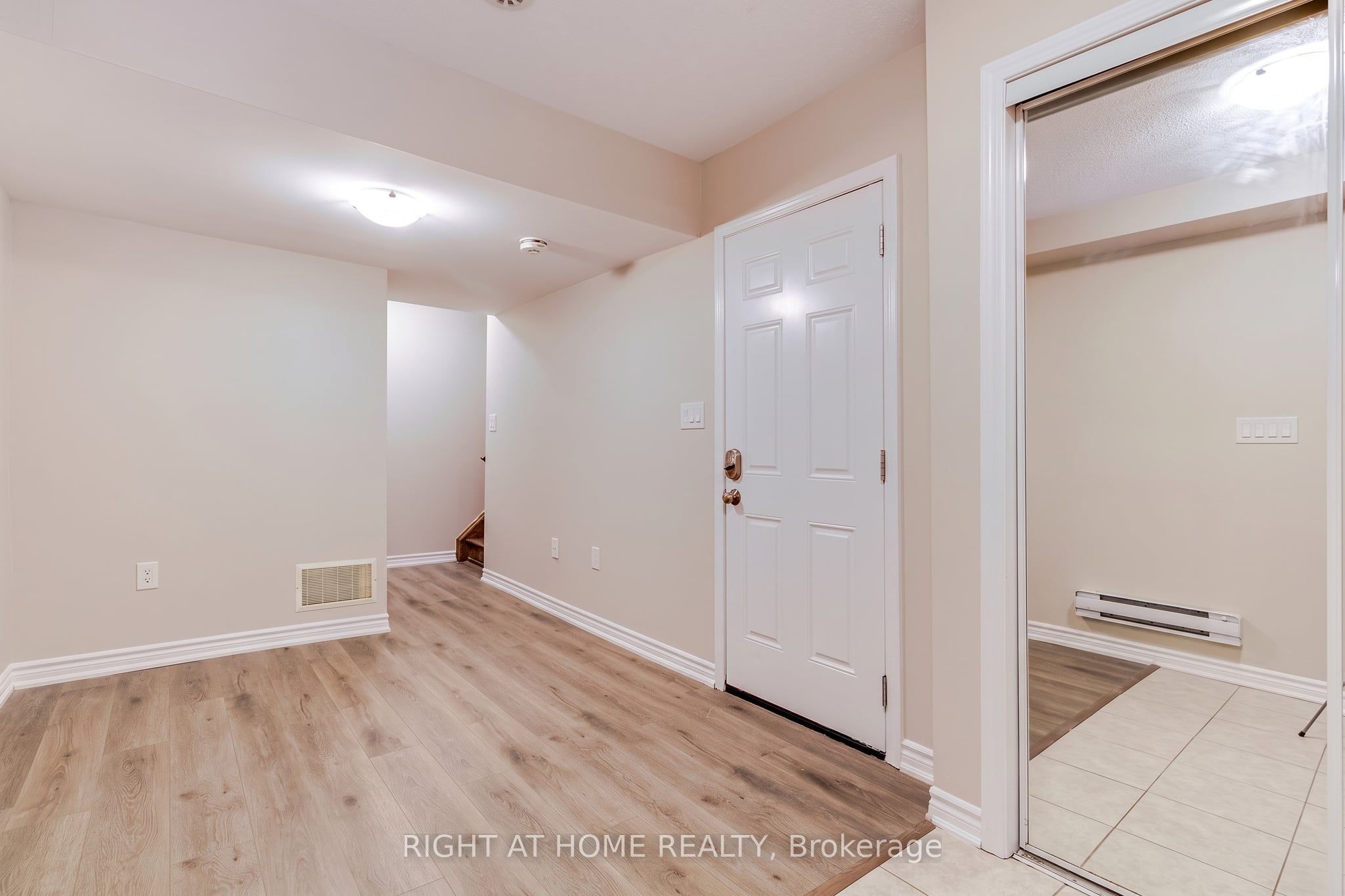 74 Frost Court Property Photo 35