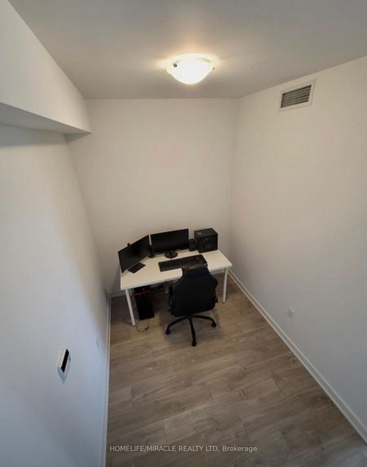 4675 Metcalfe Avenue 1708 Property Photo 2