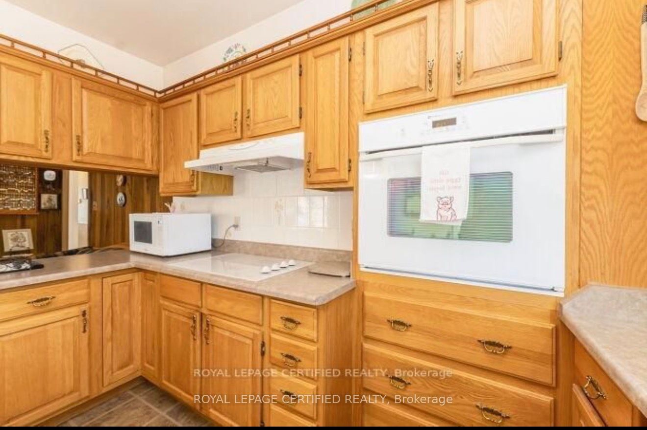 21 Denison Avenue Property Photo 19