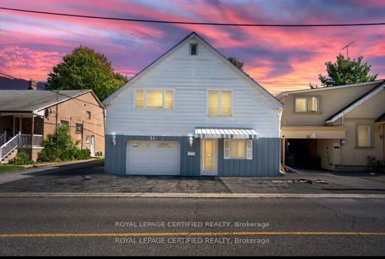 21 Denison Avenue Property Photo 31
