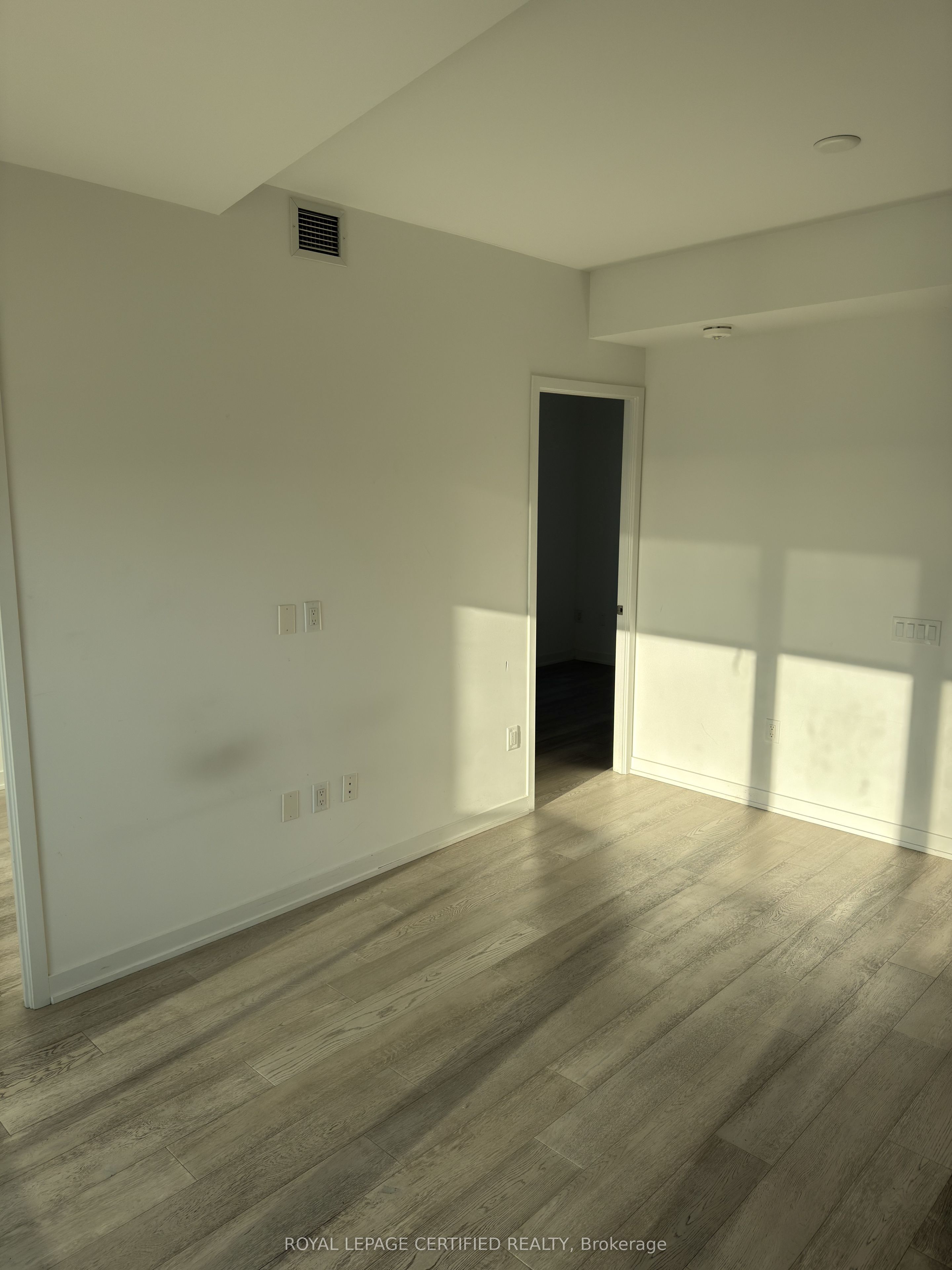 3883 Quartz Road 2109 Property Photo 8