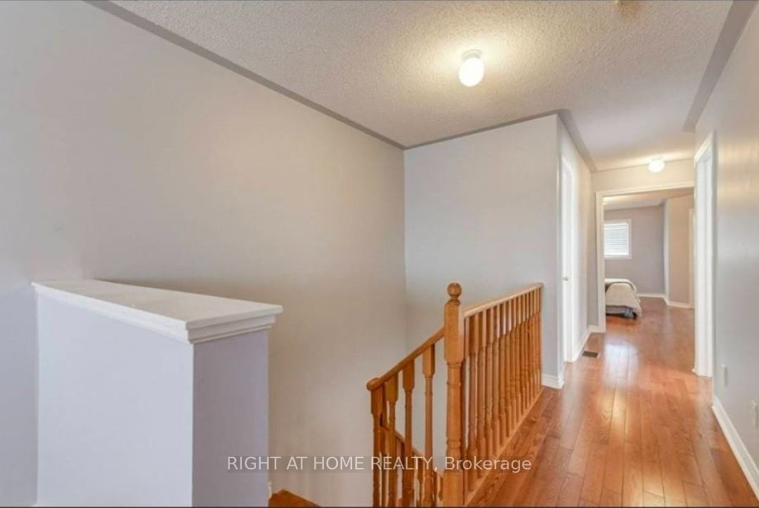 693 Macbeth Heights Property Photo 10