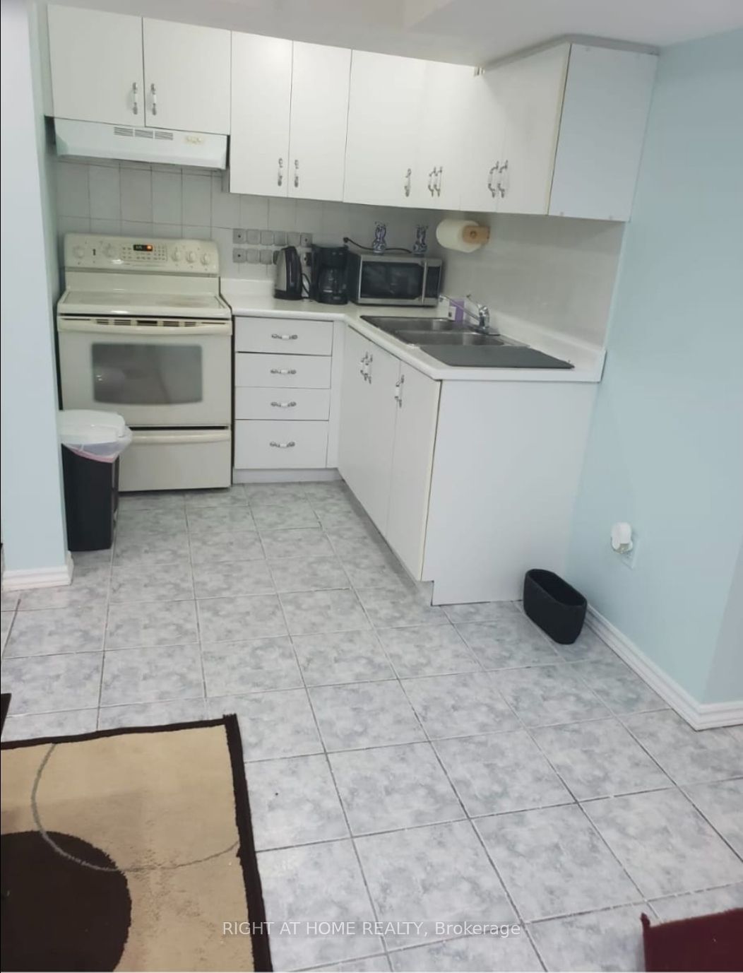 693 Macbeth Heights Property Photo 25