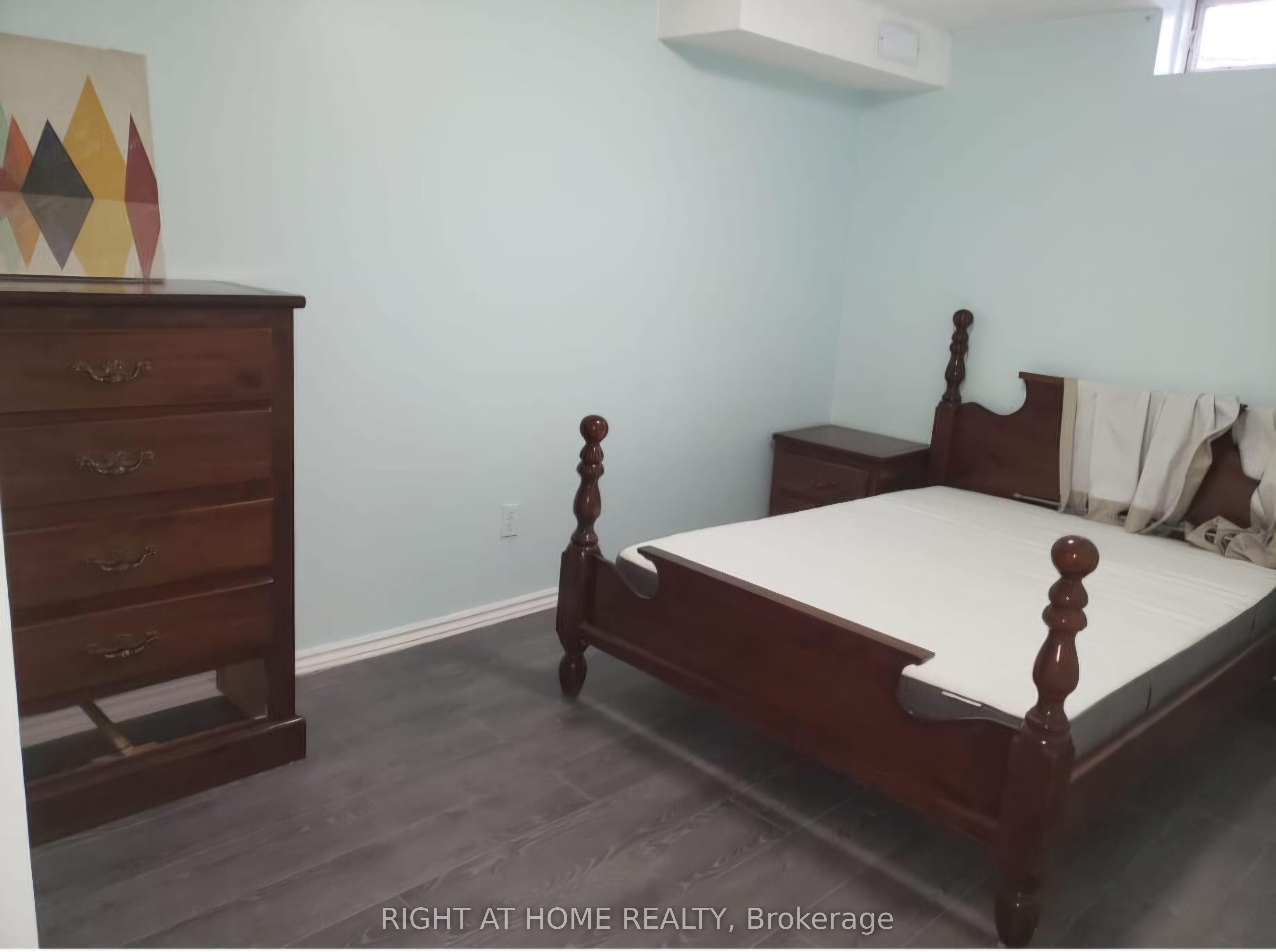 693 Macbeth Heights Property Photo 27