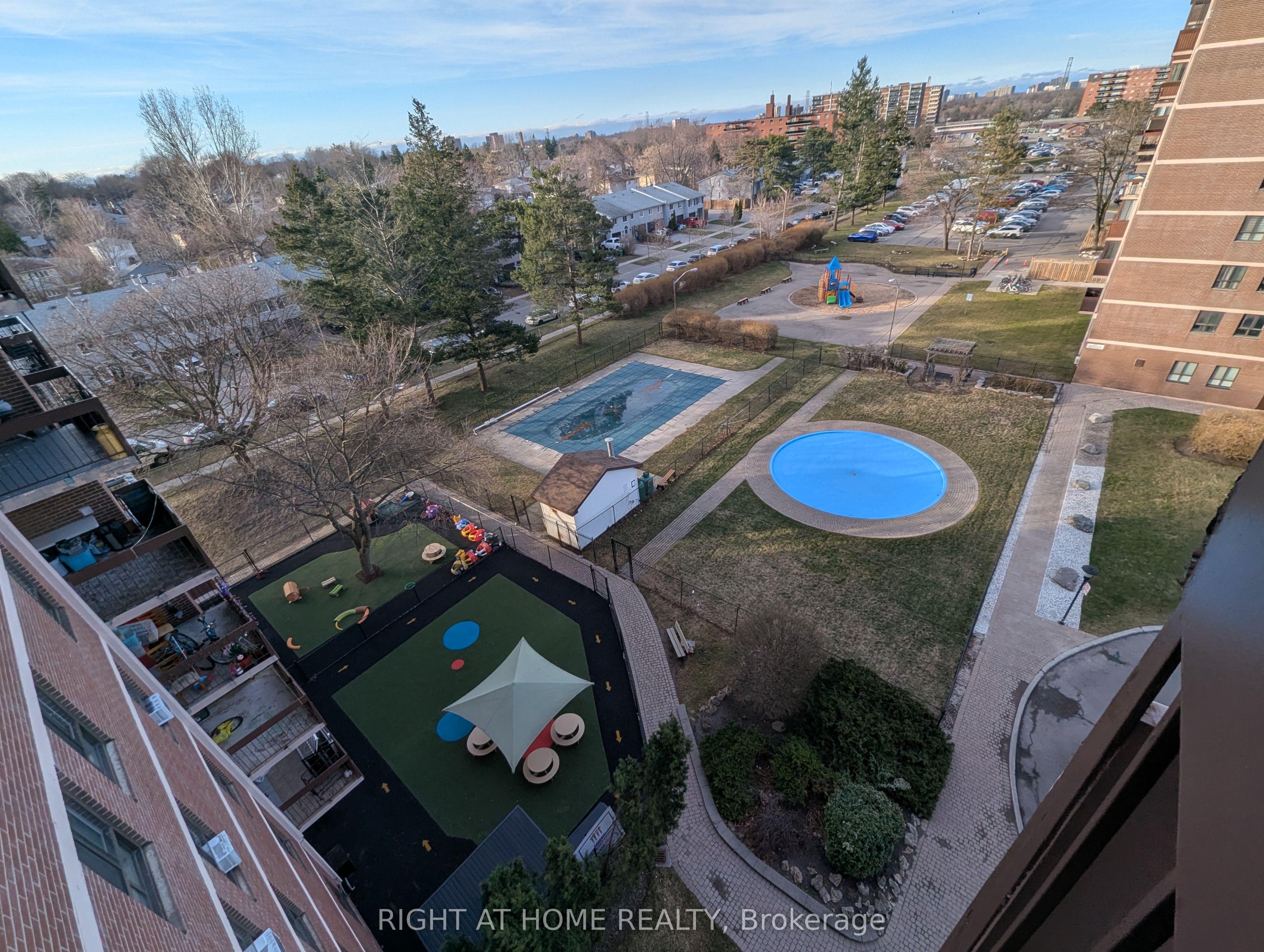 1615 Bloor Street N 708 Property Photo 4