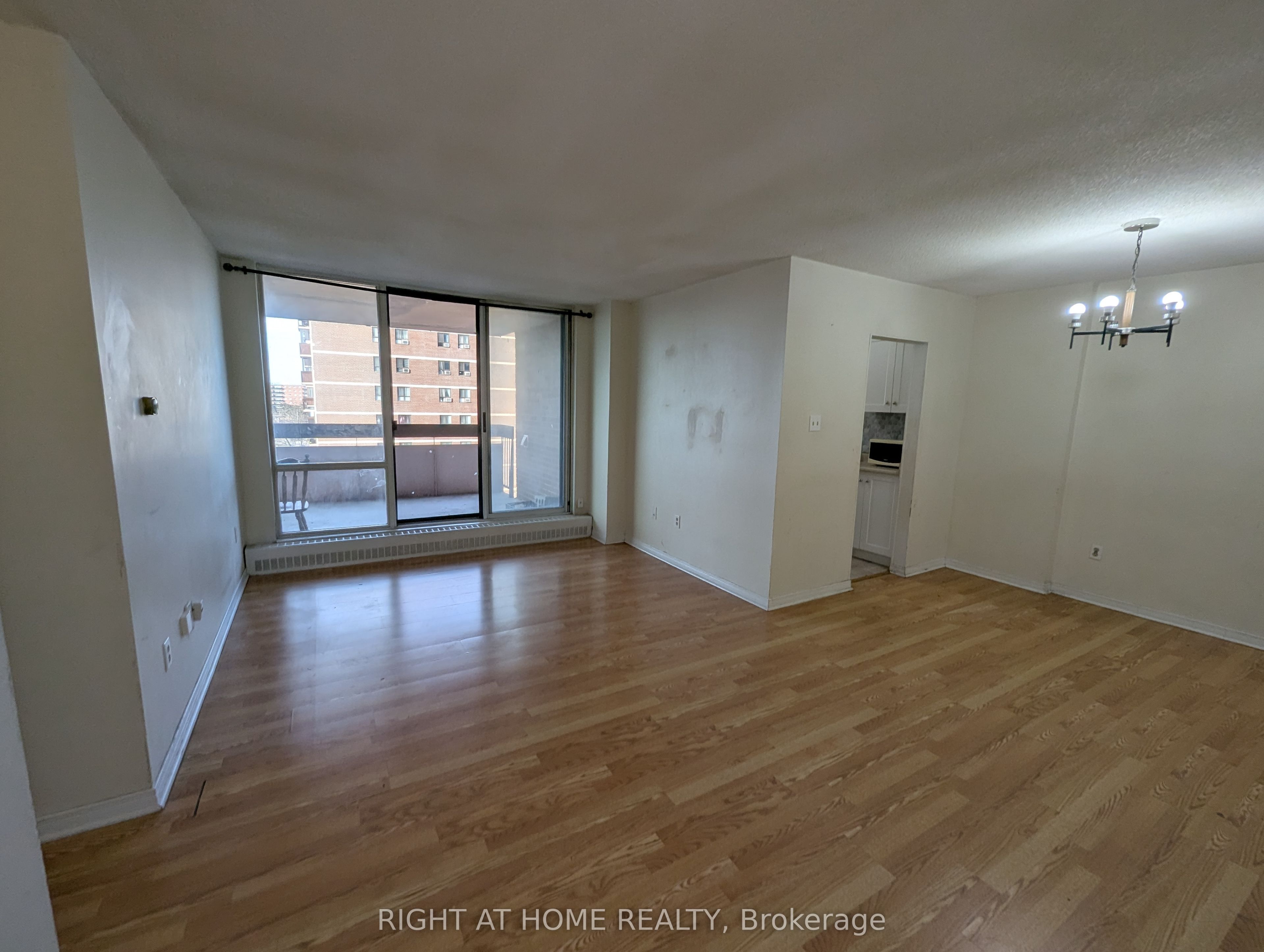 1615 Bloor Street N 708 Property Photo 7
