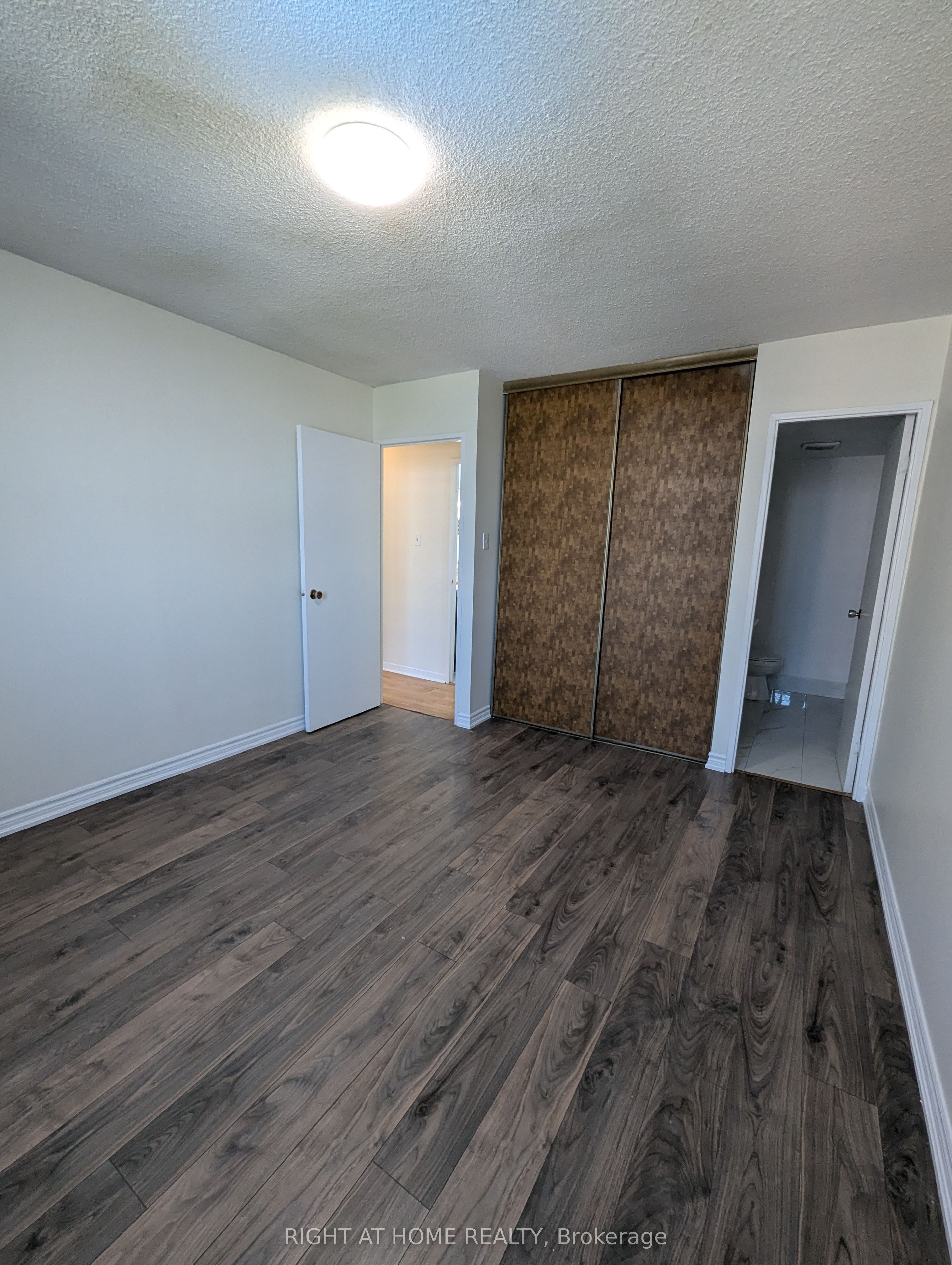 1615 Bloor Street N 708 Property Photo 12