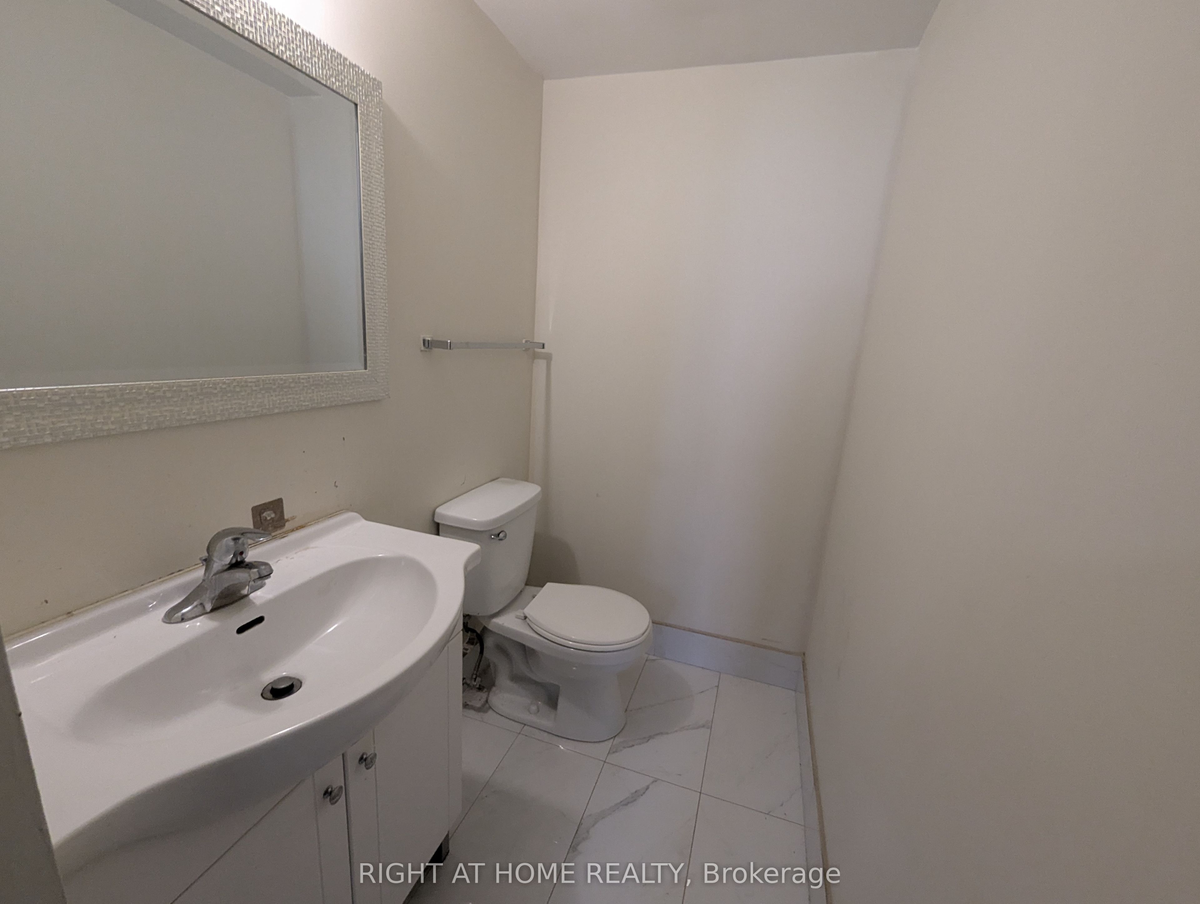 1615 Bloor Street N 708 Property Photo 16
