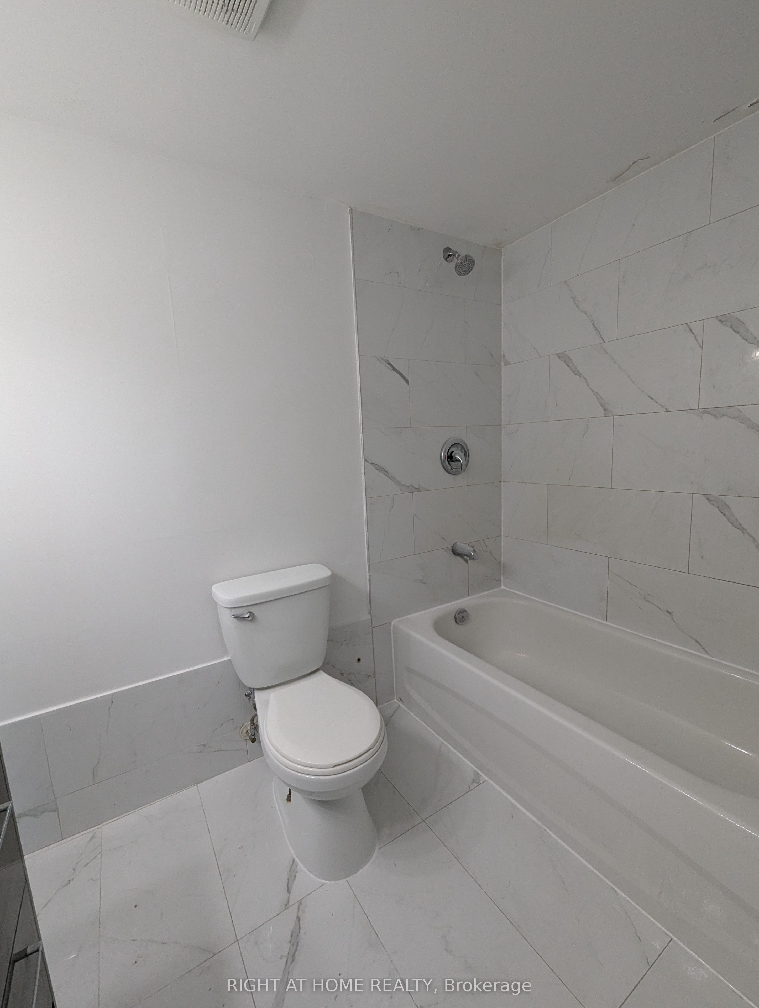 1615 Bloor Street N 708 Property Photo 17