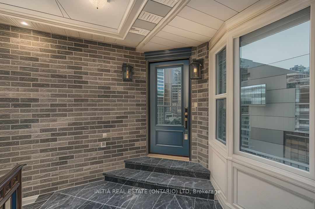131 Ecclestone Drive Property Photo 5