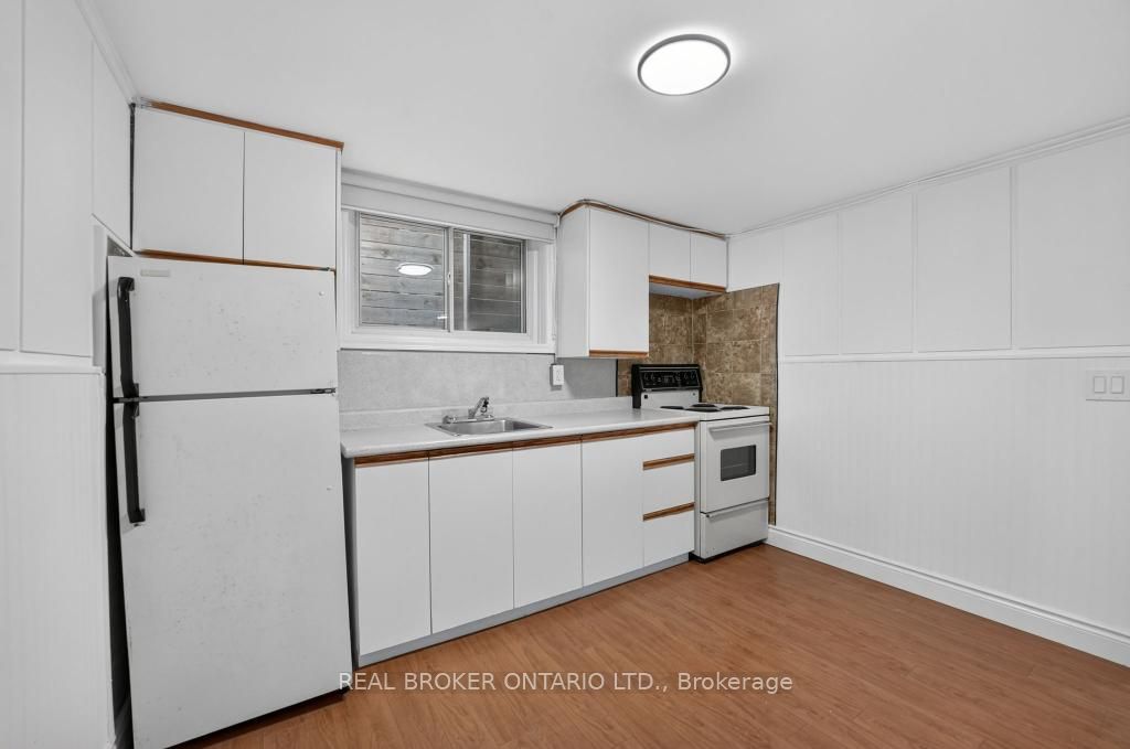 1024 Roosevelt Road Property Photo 28