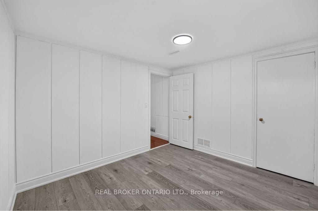 1024 Roosevelt Road Property Photo 33