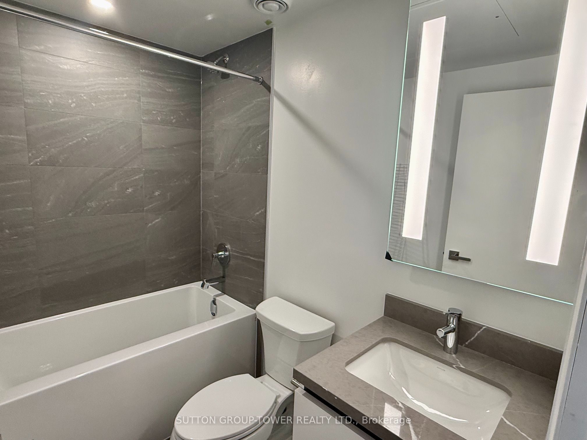 4015 The Exchange 4304 Property Photo 9