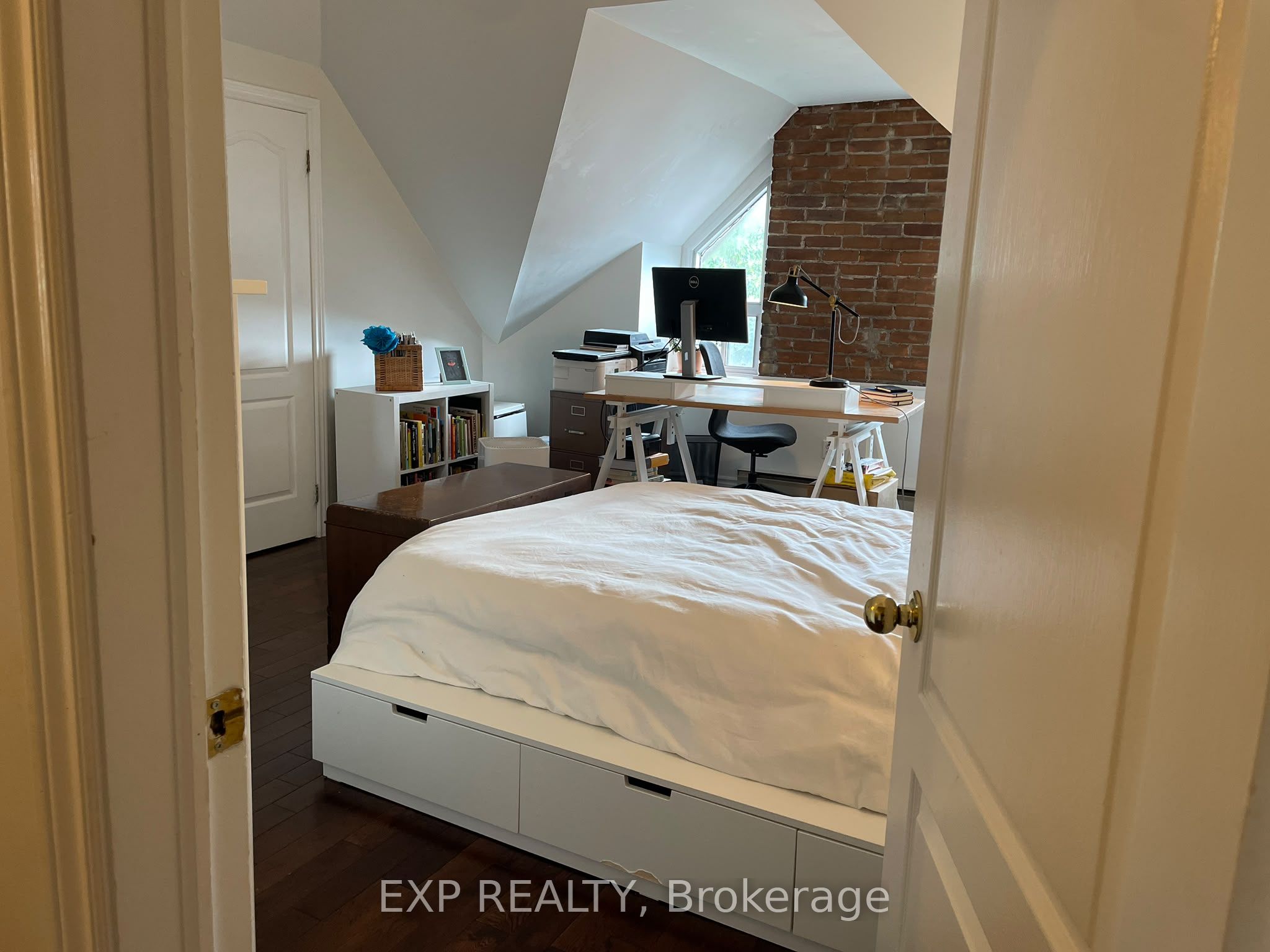 223 Evelyn Avenue Apt. #2 Property Photo 4