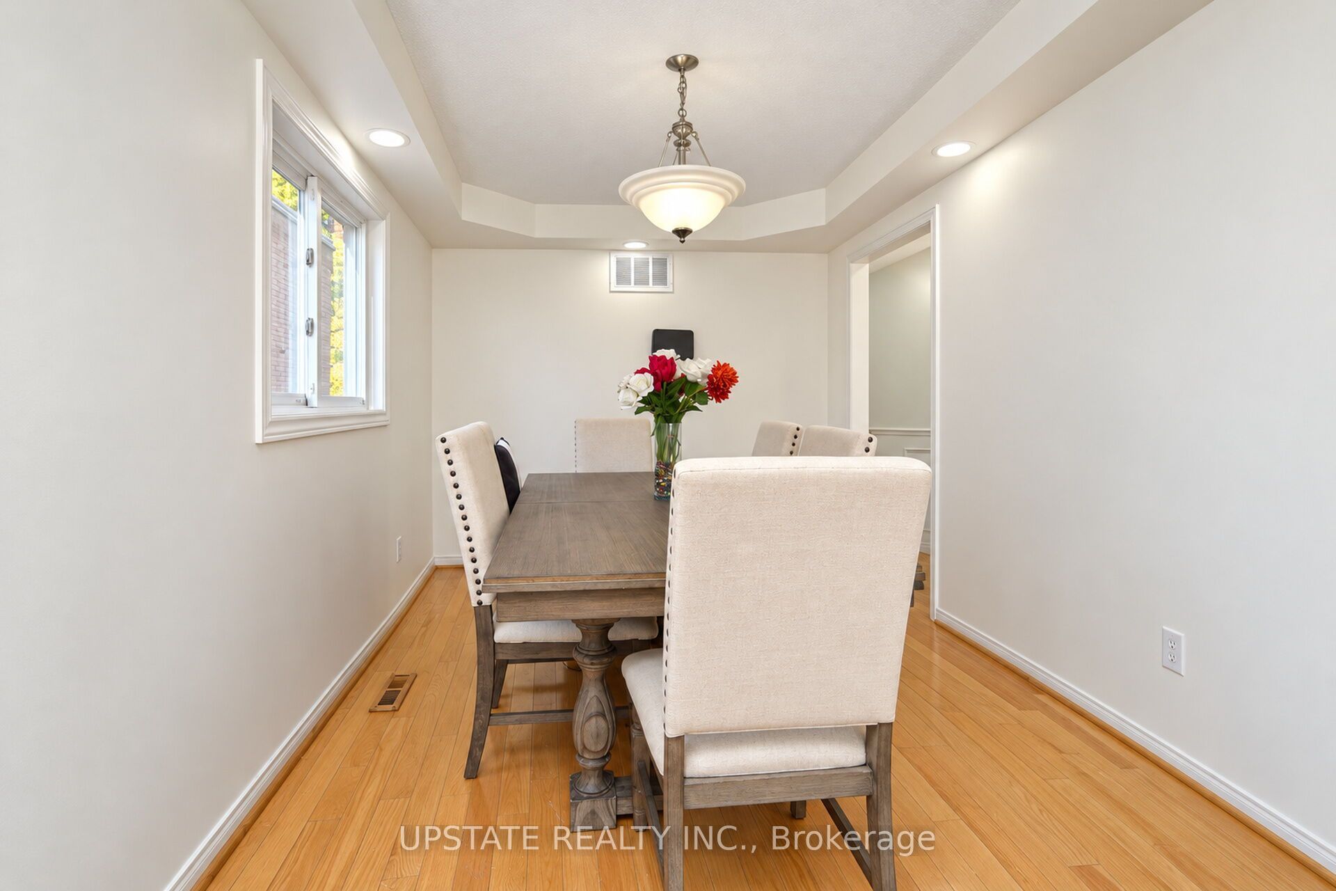 28 Braemore Road Property Photo 7