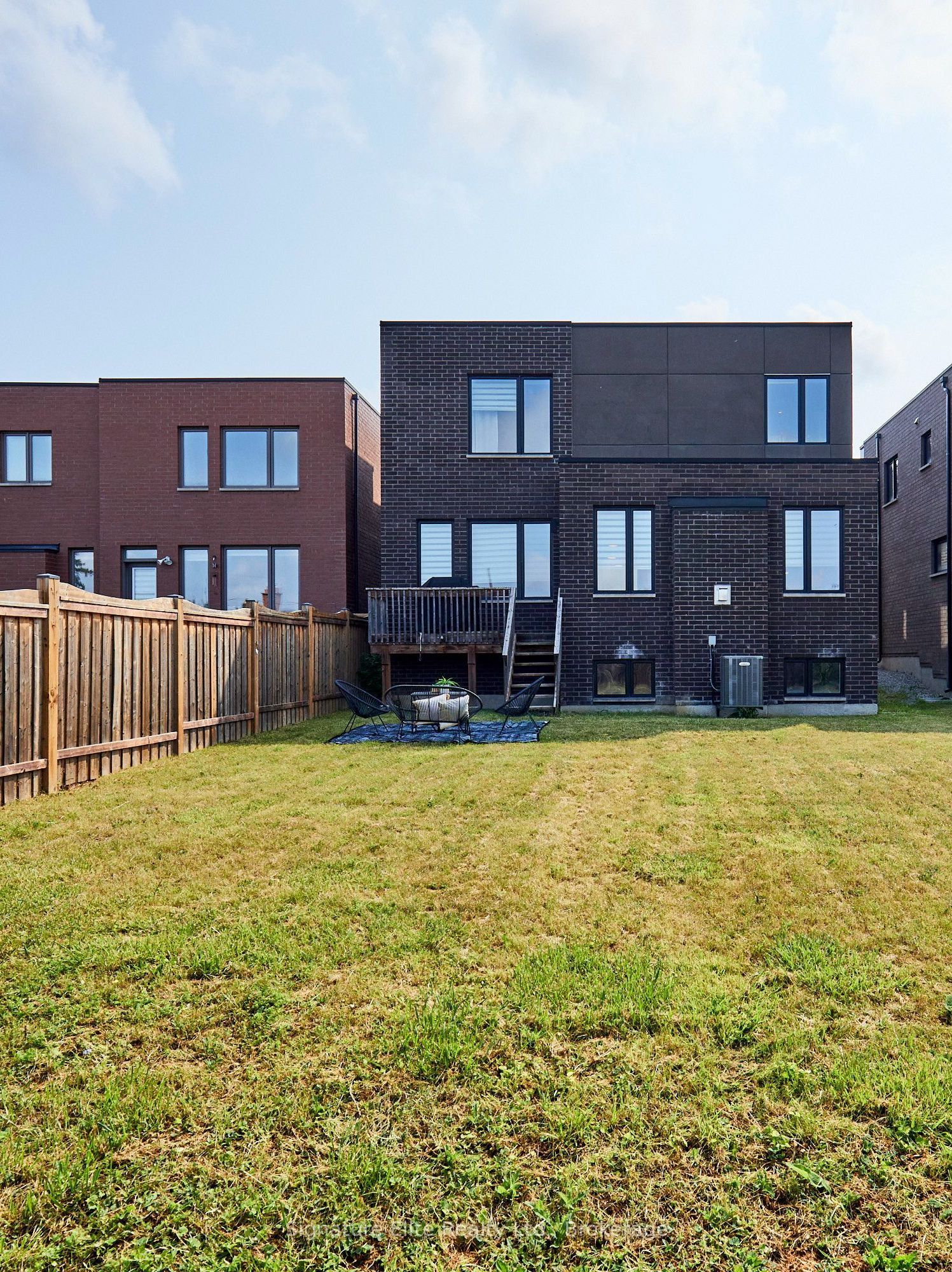 30 Stanley Greene Boulevard Property Photo 22