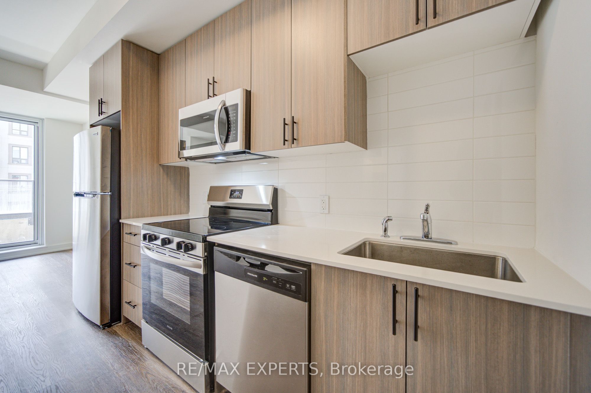 2475 Old Bronte Road 311 Property Photo 10