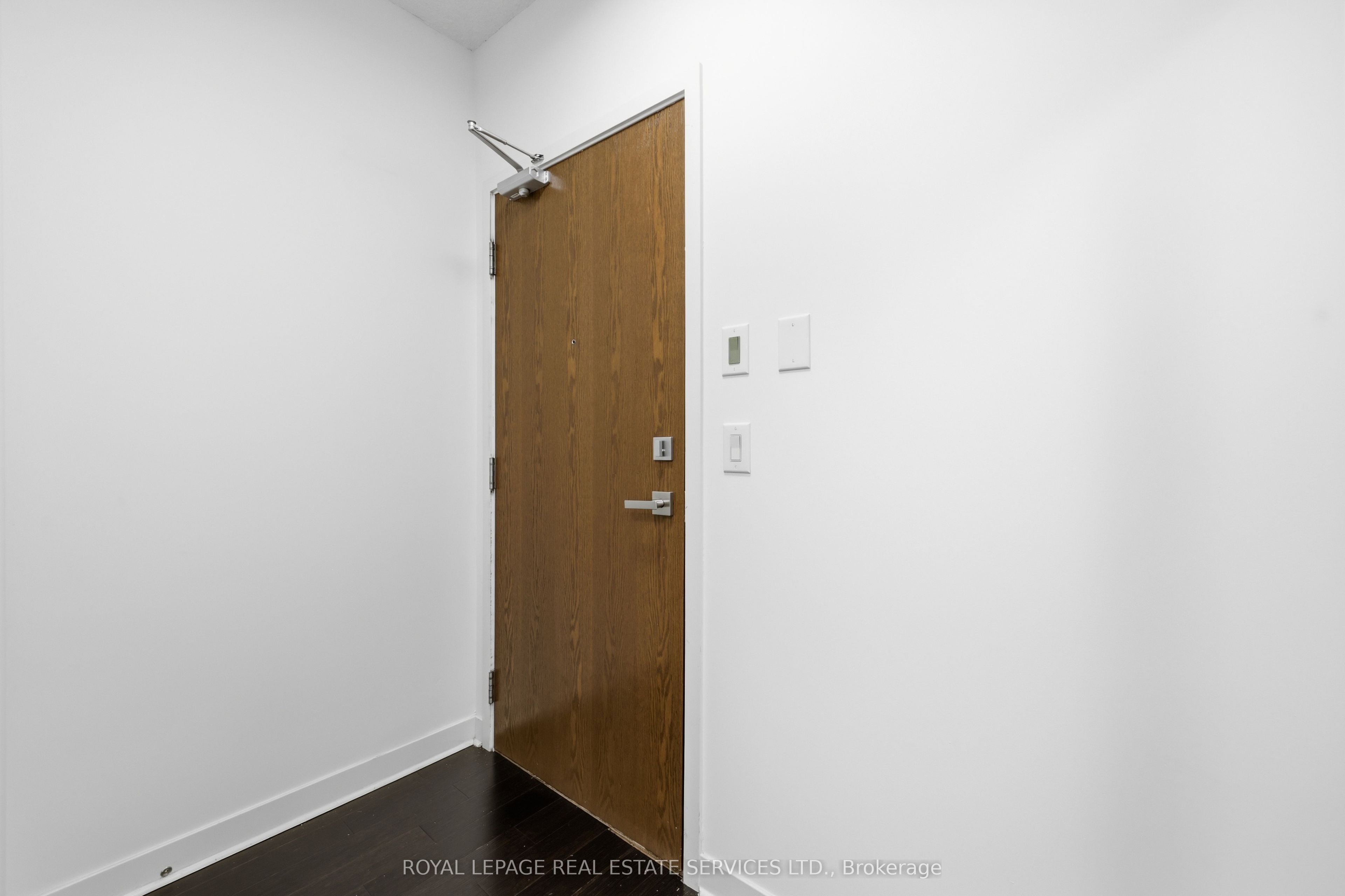 360 Square One Drive 3002 Property Photo 8
