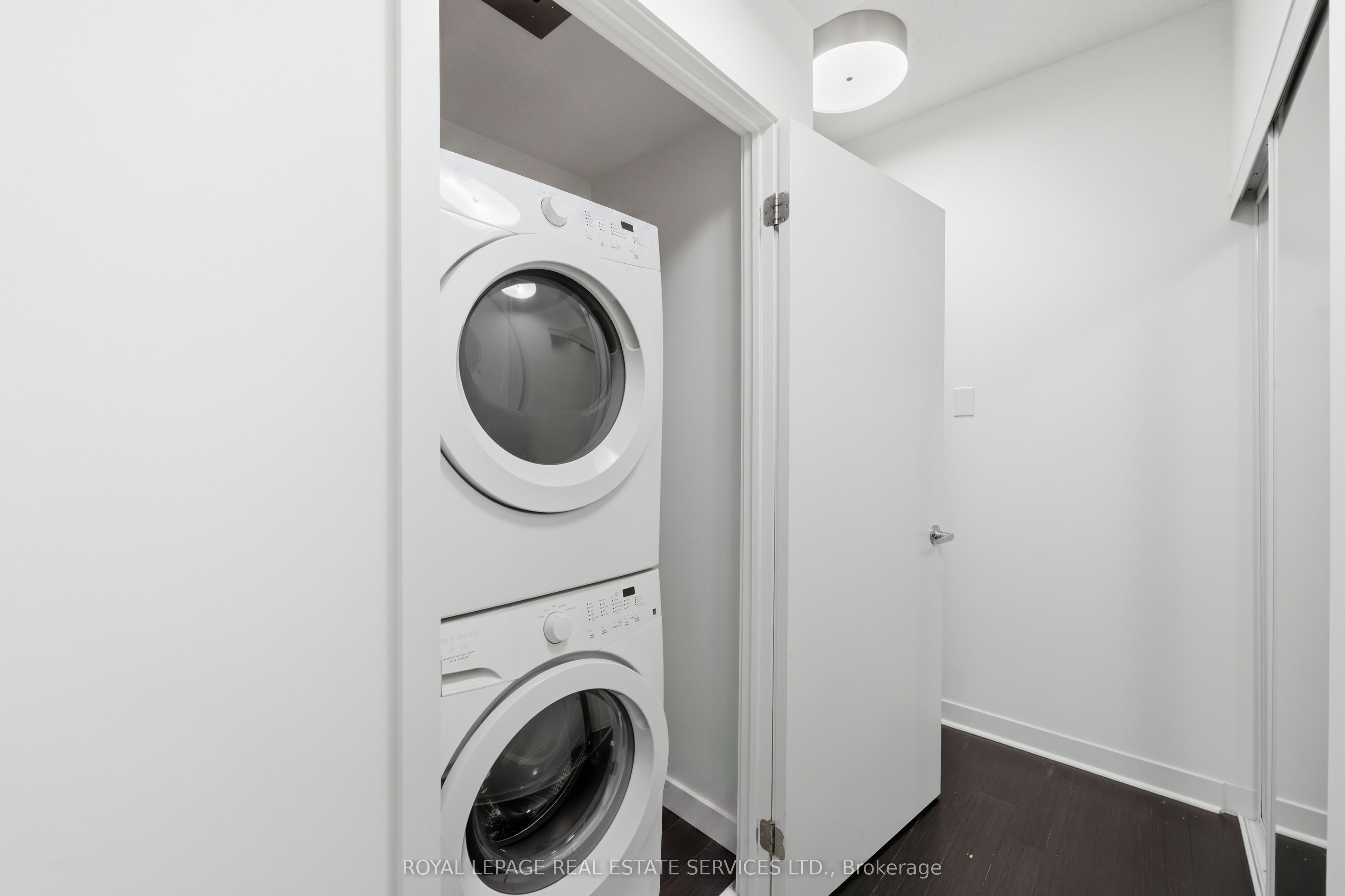 360 Square One Drive 3002 Property Photo 17