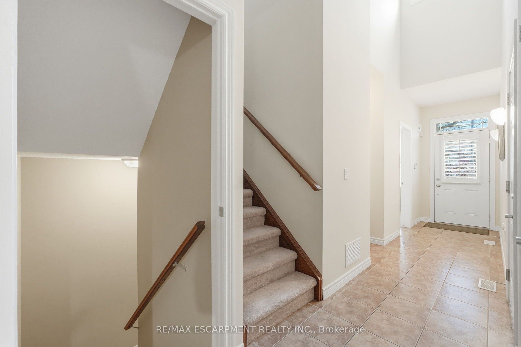 2120 Itabashi Way 252 Property Photo 32