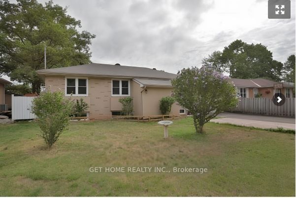 553 Third Line Property Photo 1
