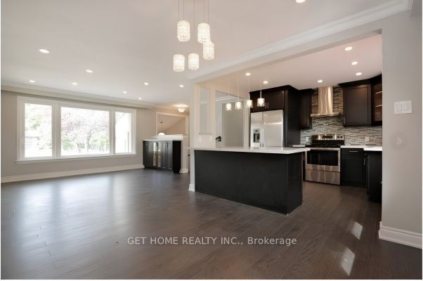 553 Third Line Property Photo 5