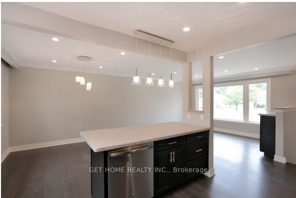553 Third Line Property Photo 6