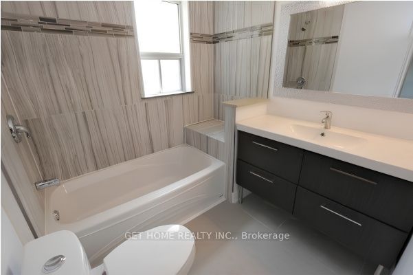 553 Third Line Property Photo 10