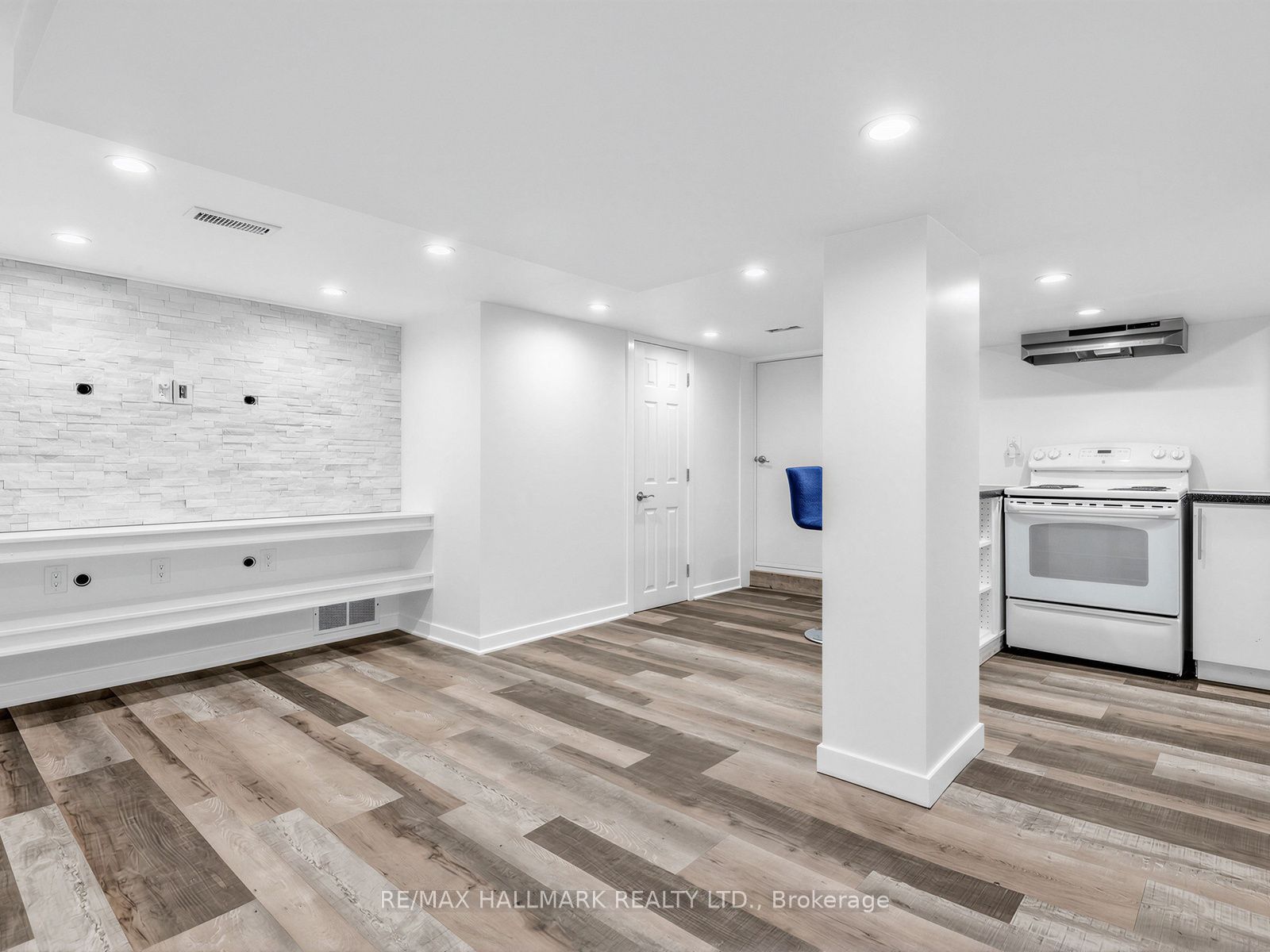 10 Hartley Avenue Basement Property Photo 3