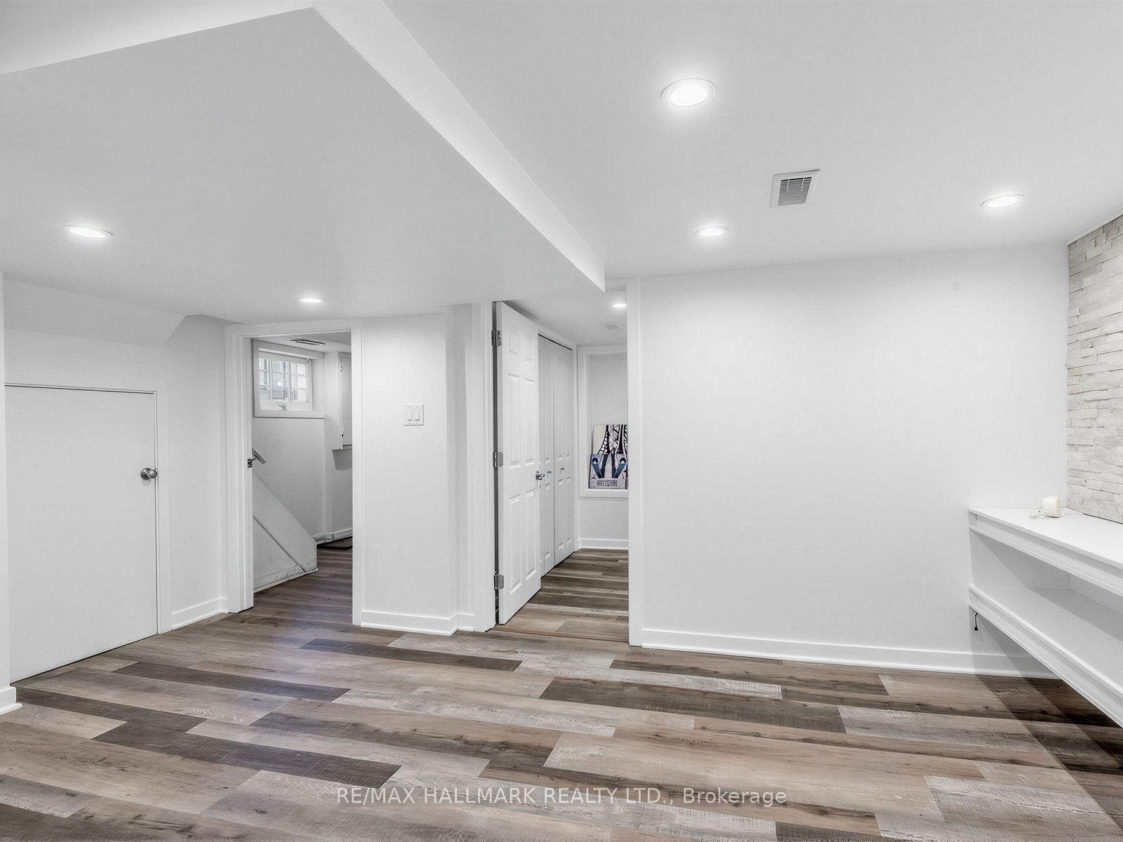 10 Hartley Avenue Basement Property Photo 9