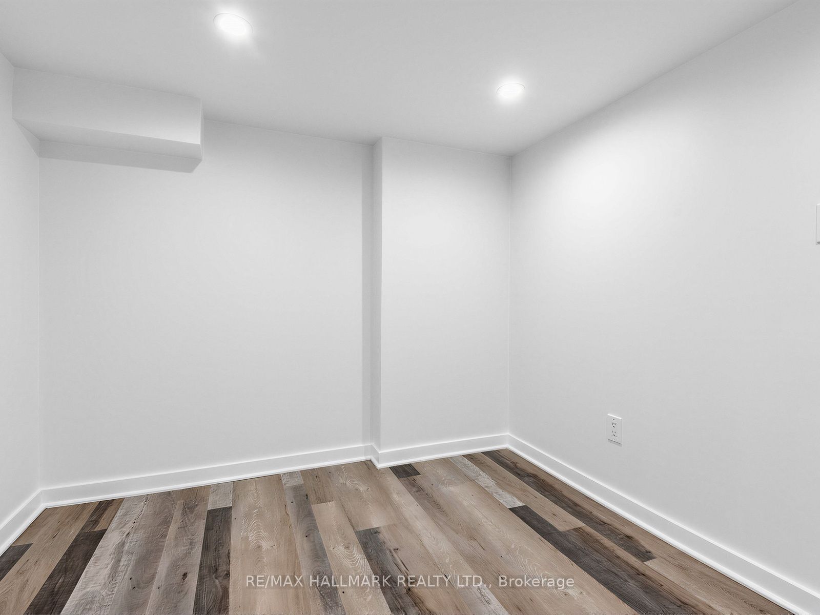10 Hartley Avenue Basement Property Photo 15