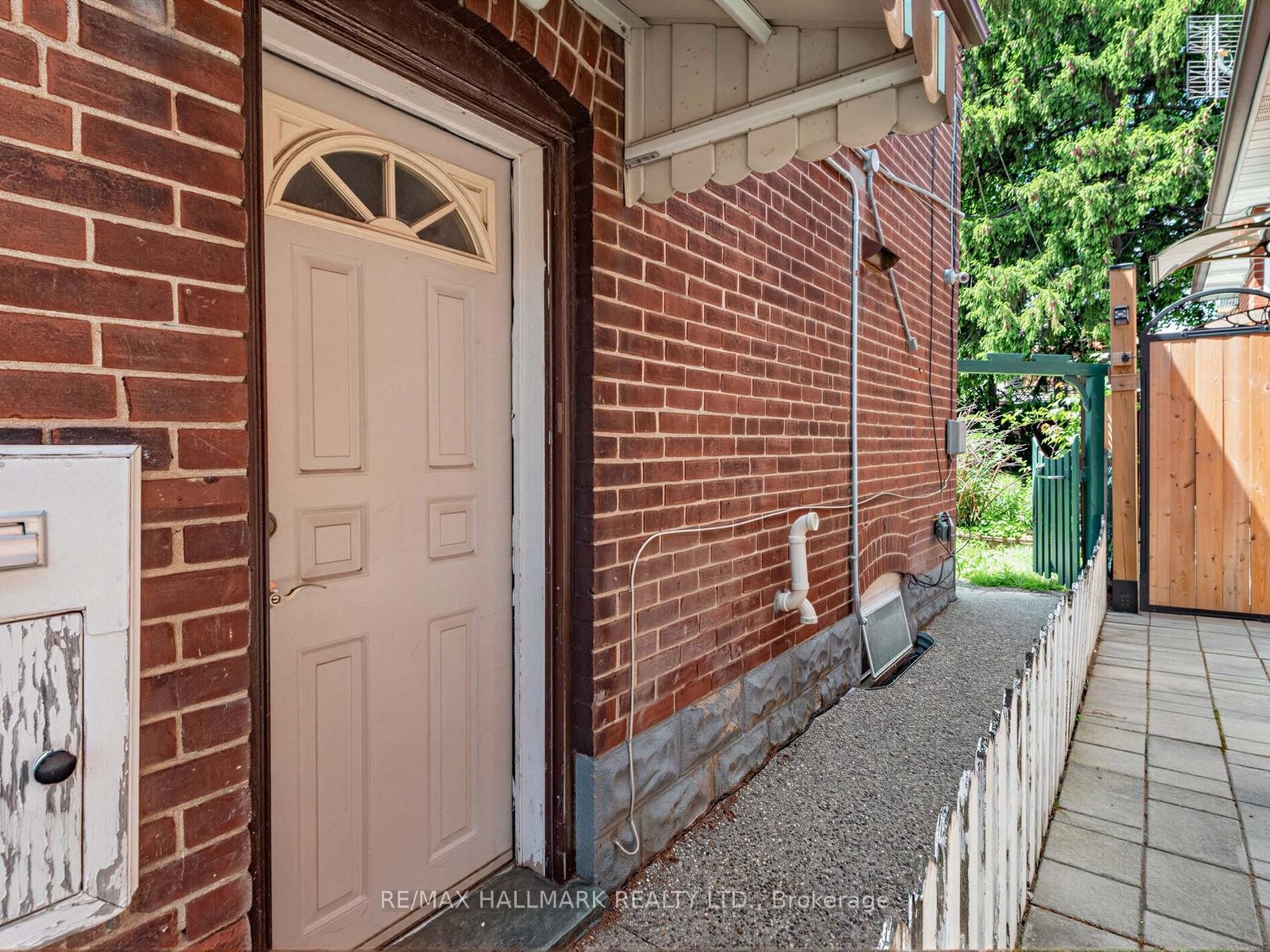 10 Hartley Avenue Basement Property Photo 20
