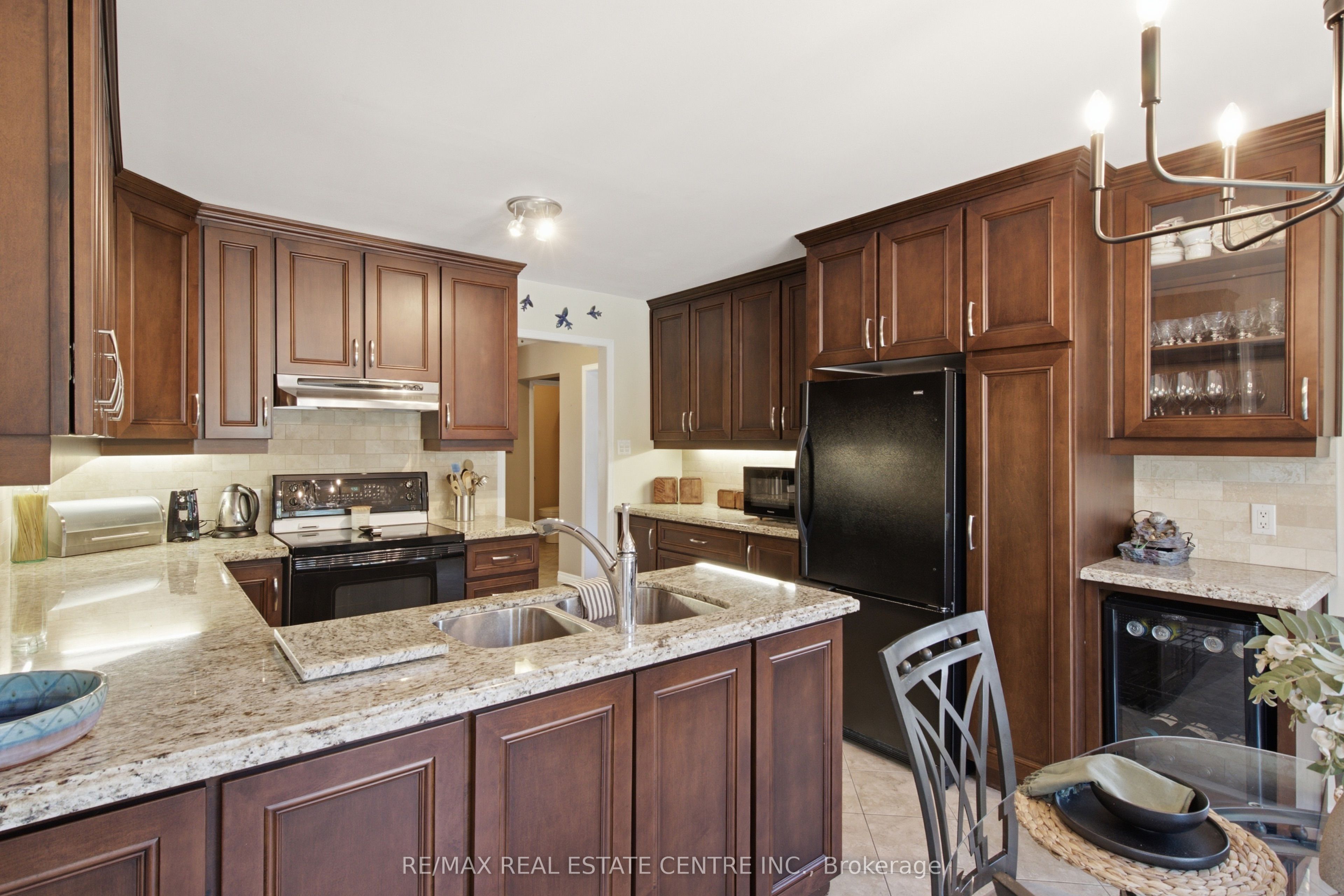23 Deer Valley Drive Property Photo 11