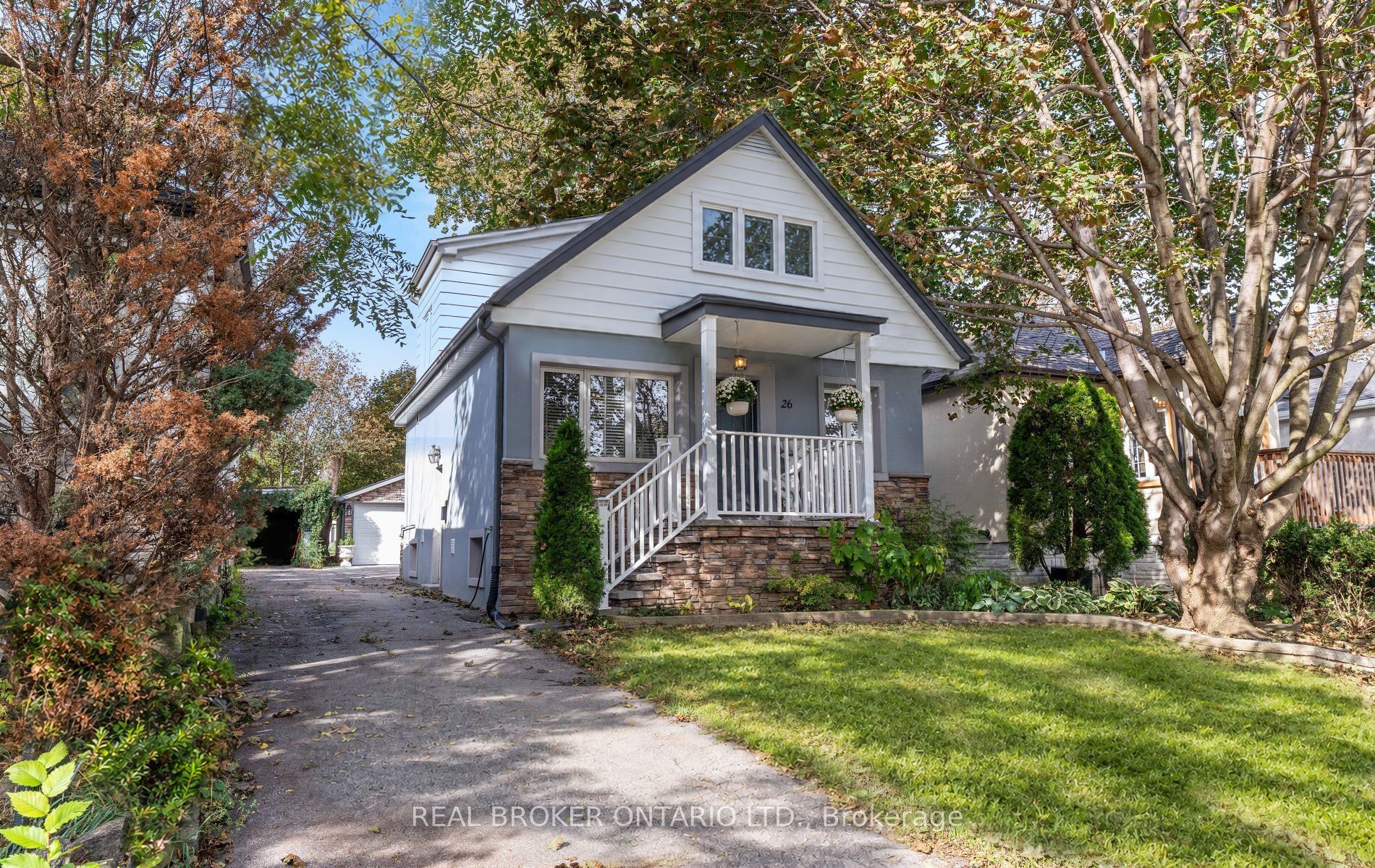 26 Roxaline Street Property Photo 1