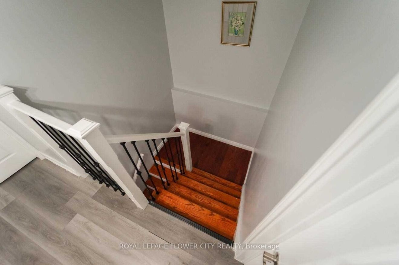 28 Junewood Crescent Property Photo 3