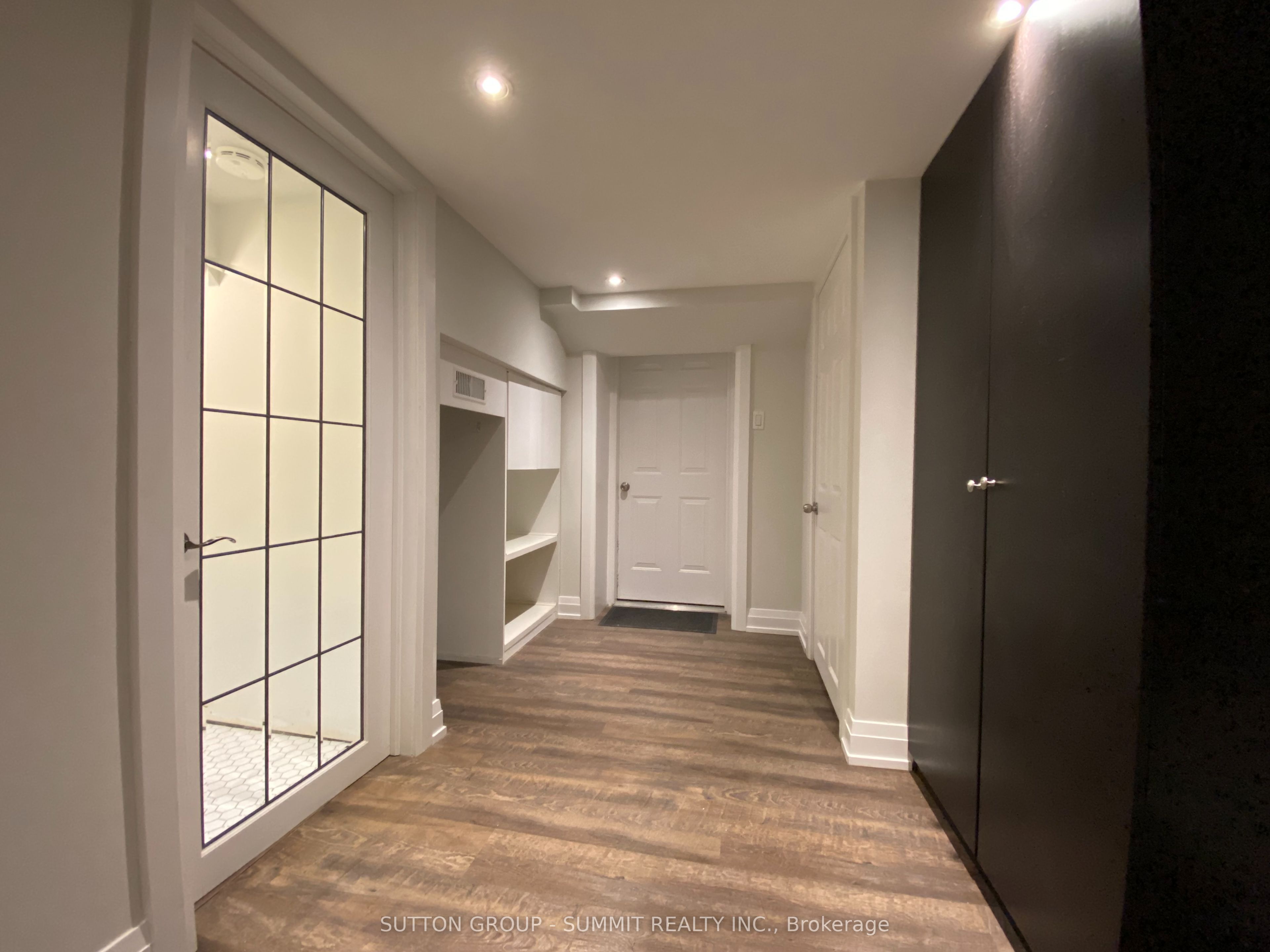 4176 Cawthra Road Property Photo 4