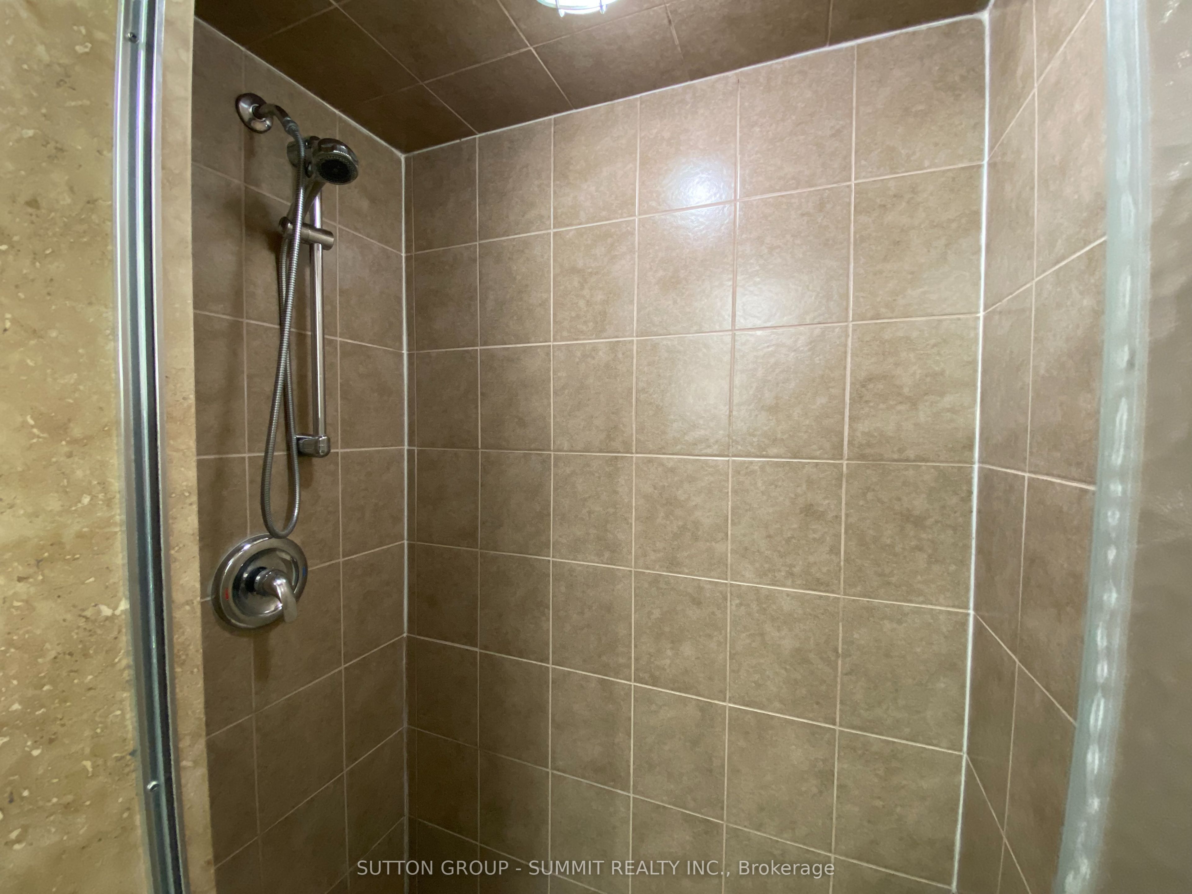 4176 Cawthra Road Property Photo 14