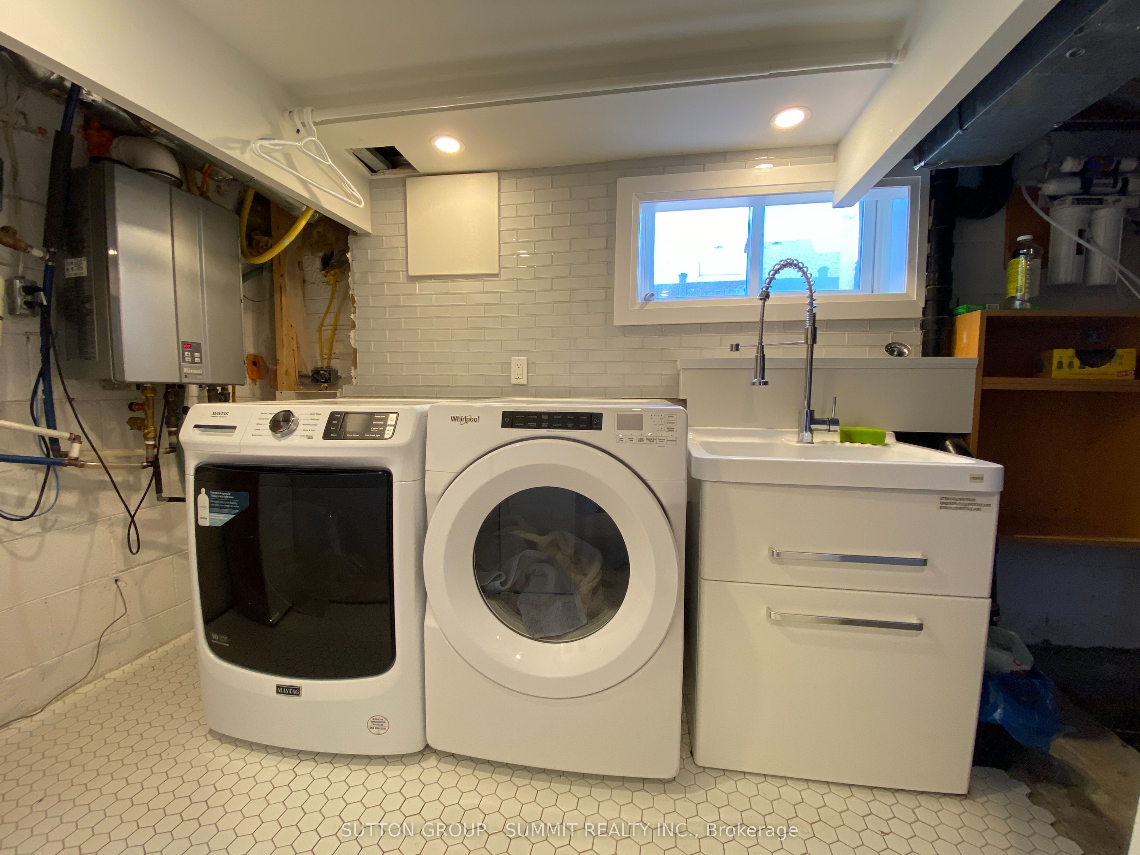 4176 Cawthra Road Property Photo 16