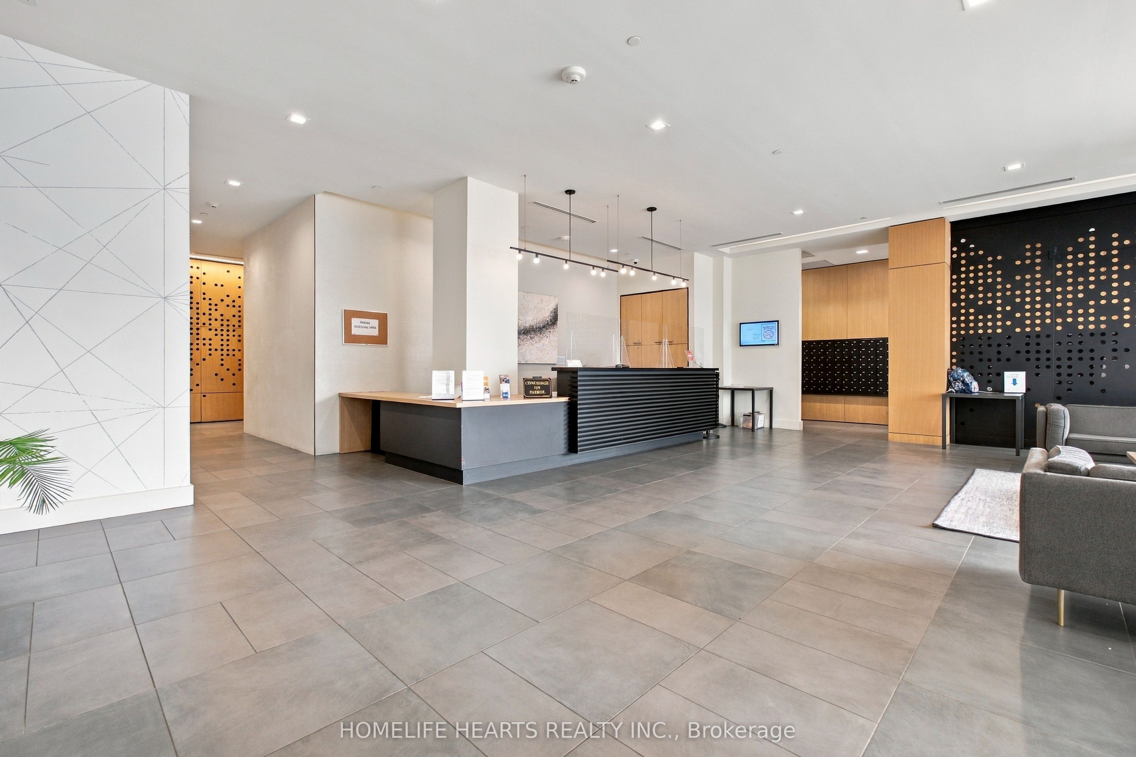 2520 Eglinton Avenue W 1412 Property Photo 7
